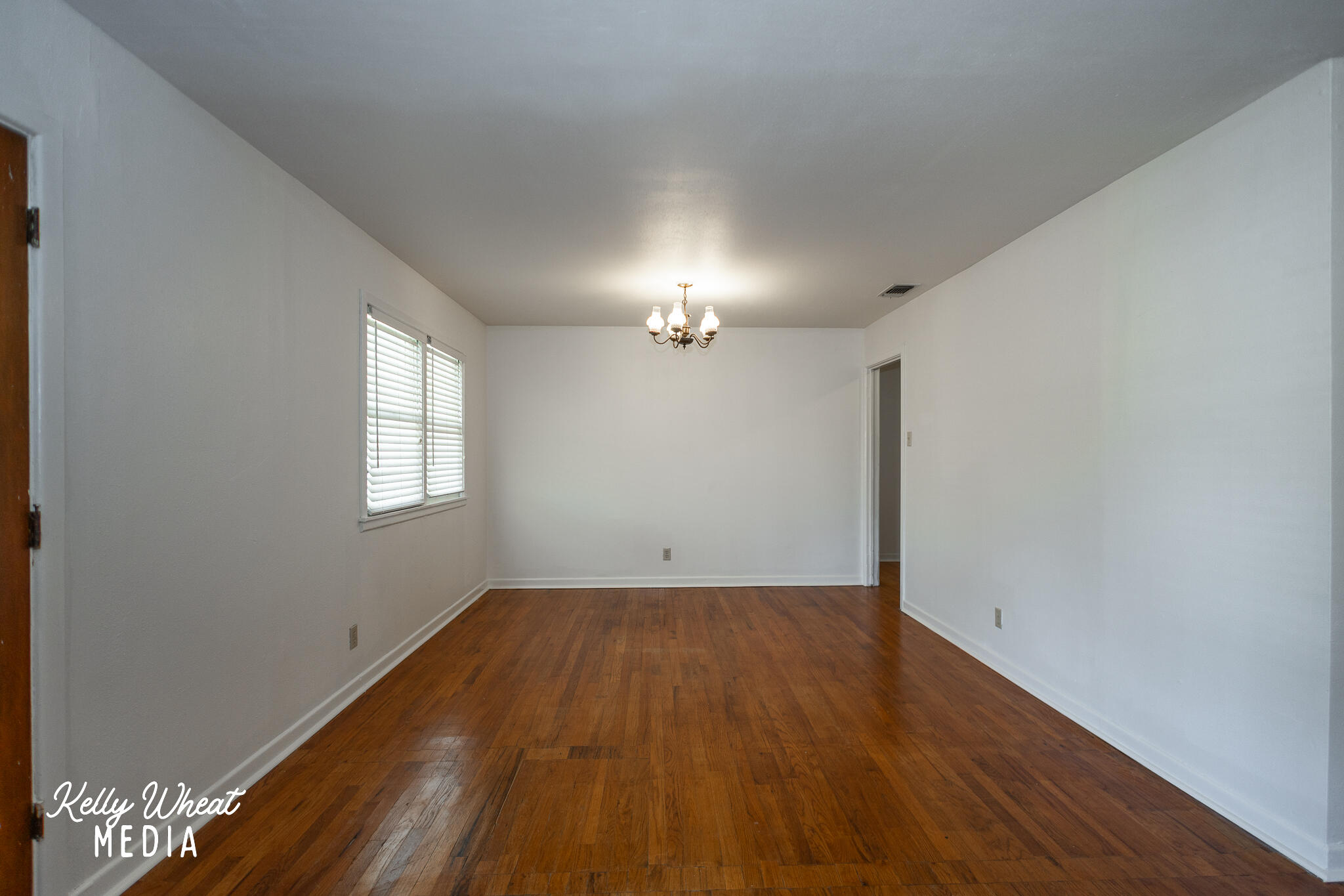 2547 Culver Avenue Property Photo 8