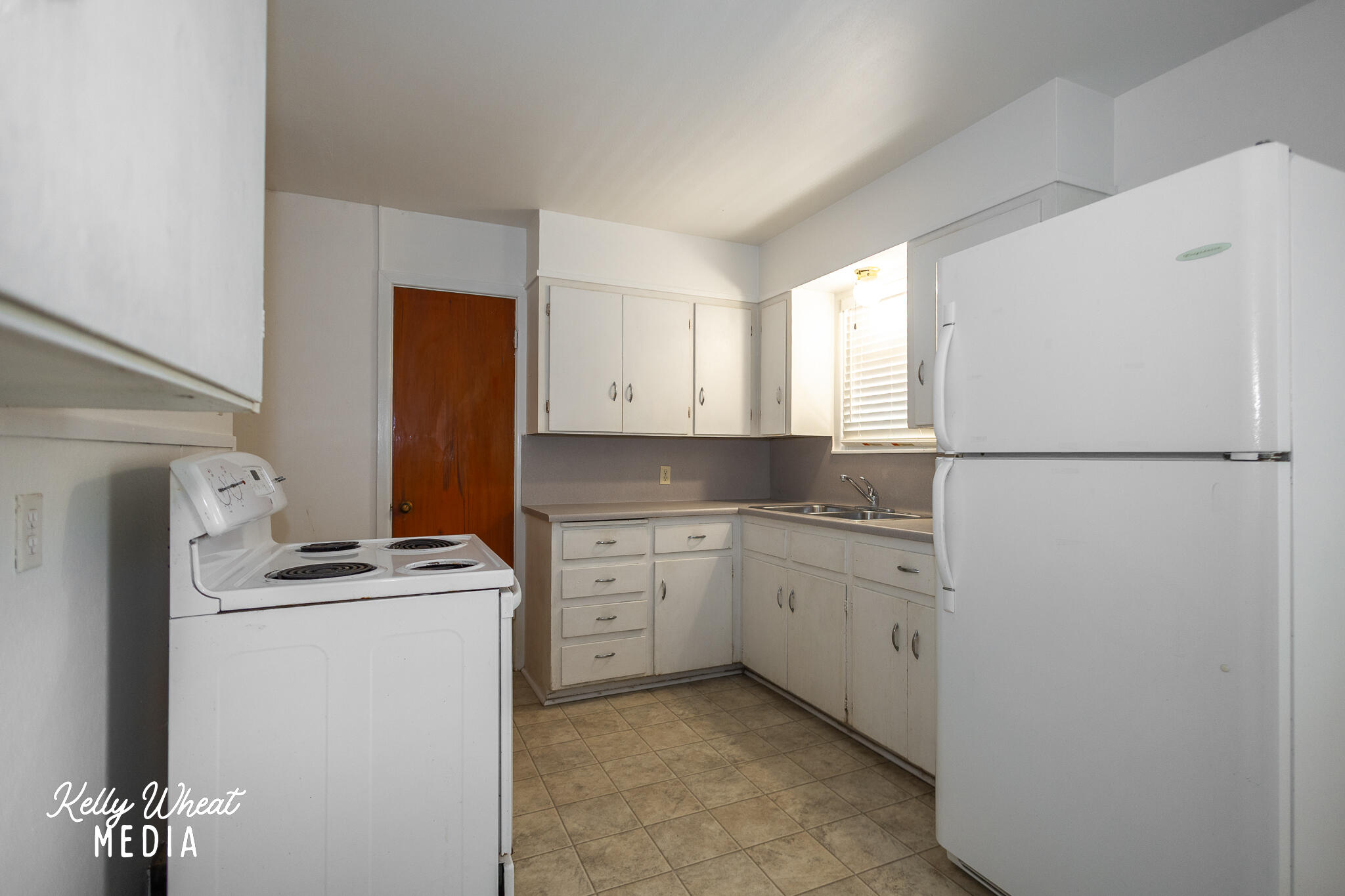2547 Culver Avenue Property Photo 11