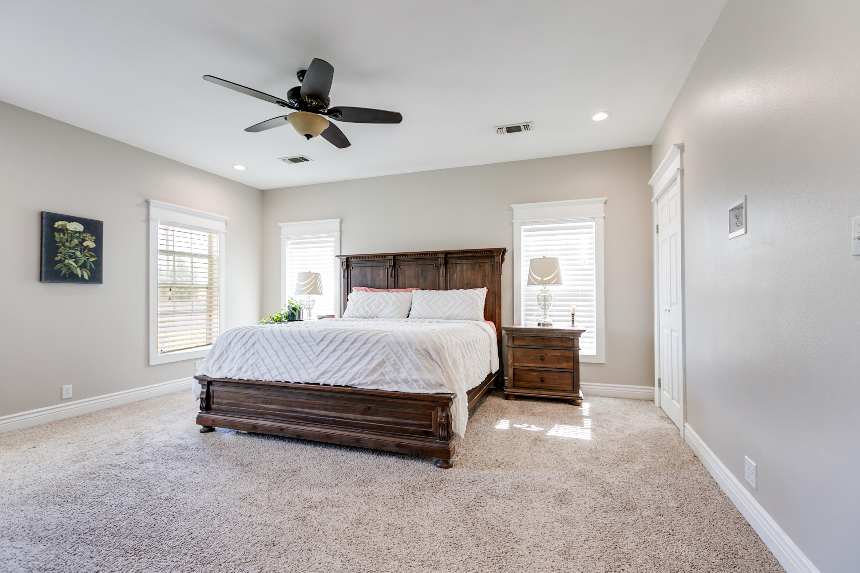 15555 Deer Valley Loop Property Photo 15