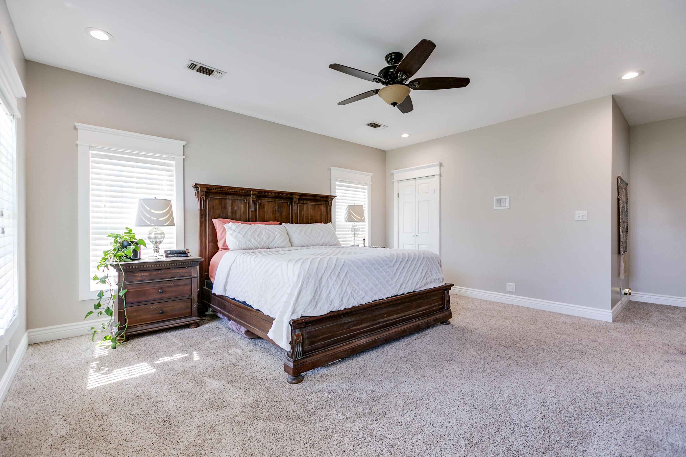 15555 Deer Valley Loop Property Photo 16