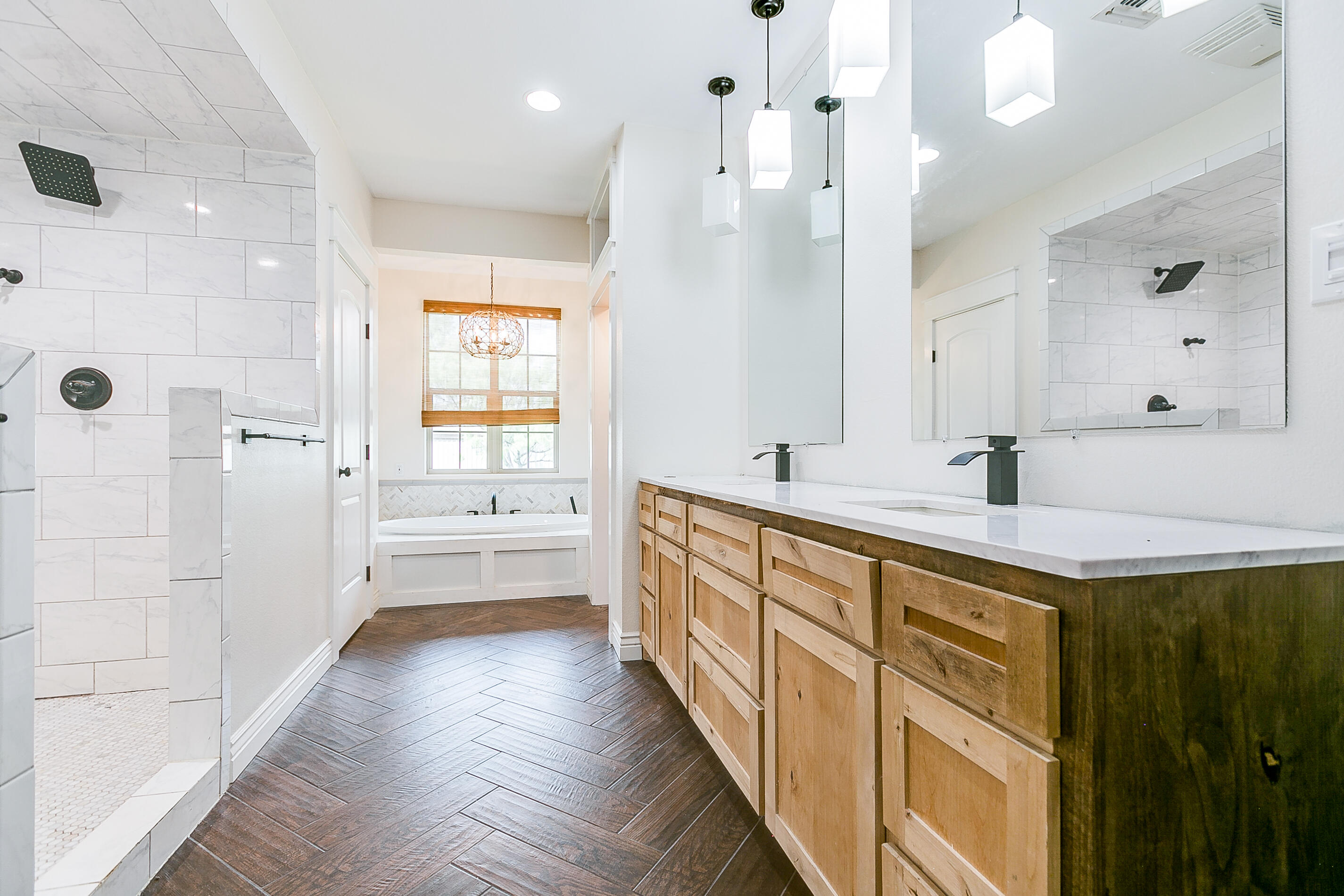 15555 Deer Valley Loop Property Photo 17