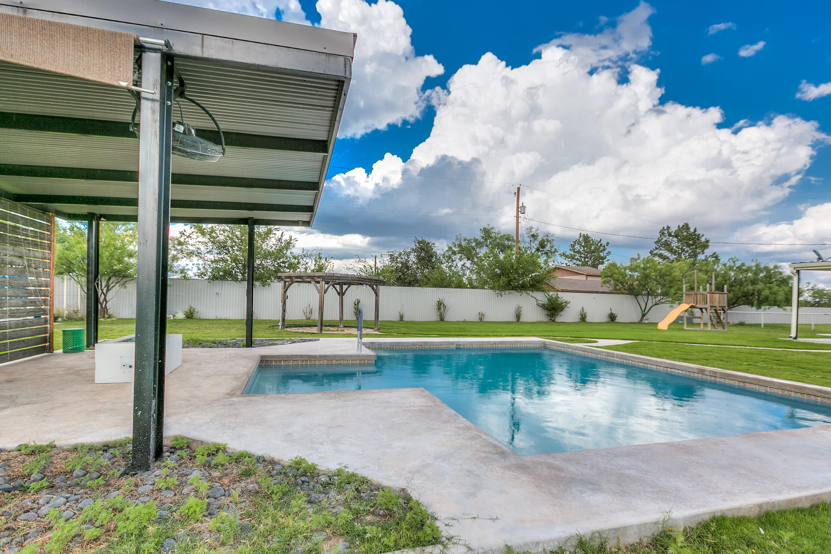 15555 Deer Valley Loop Property Photo 40