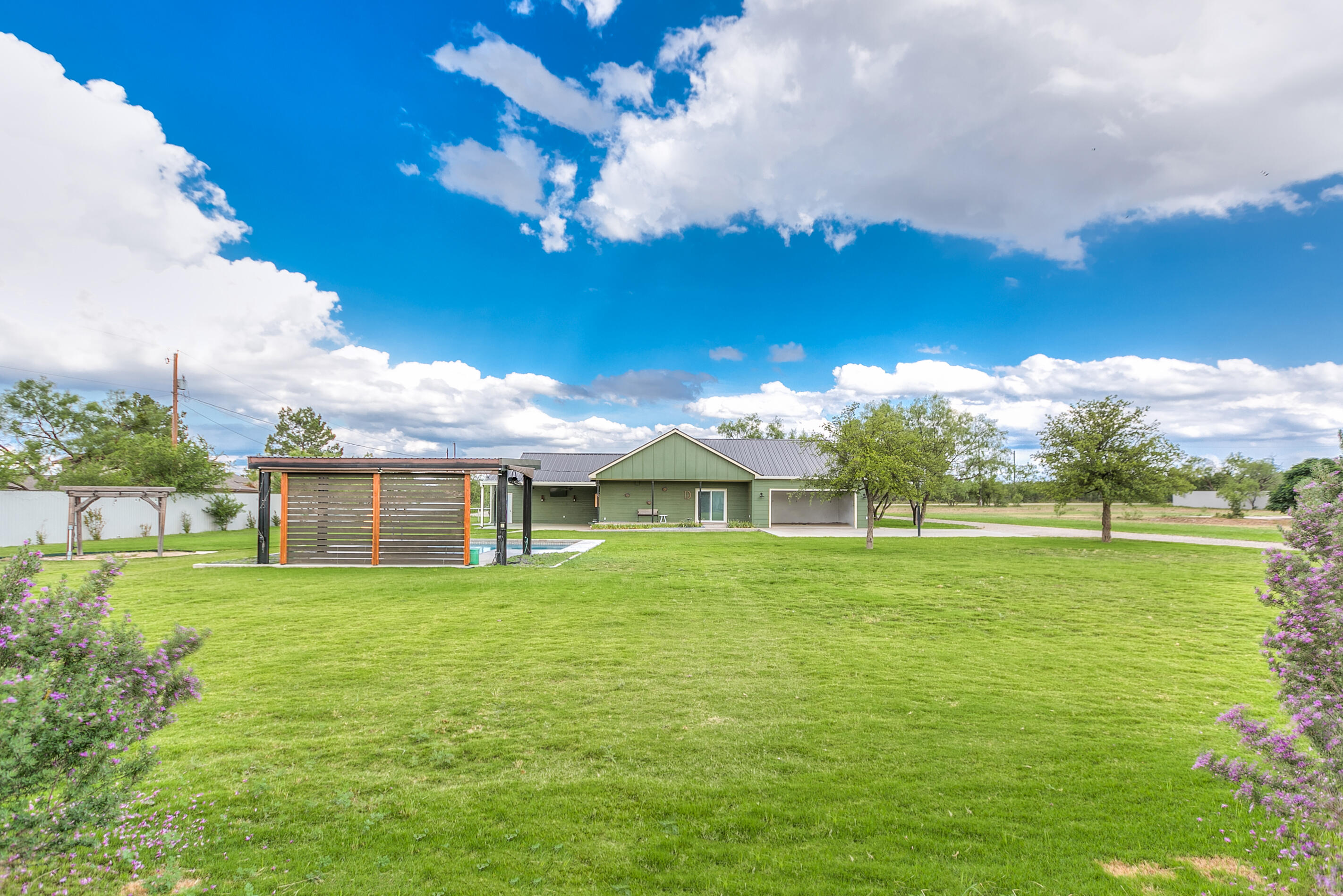 15555 Deer Valley Loop Property Photo 43