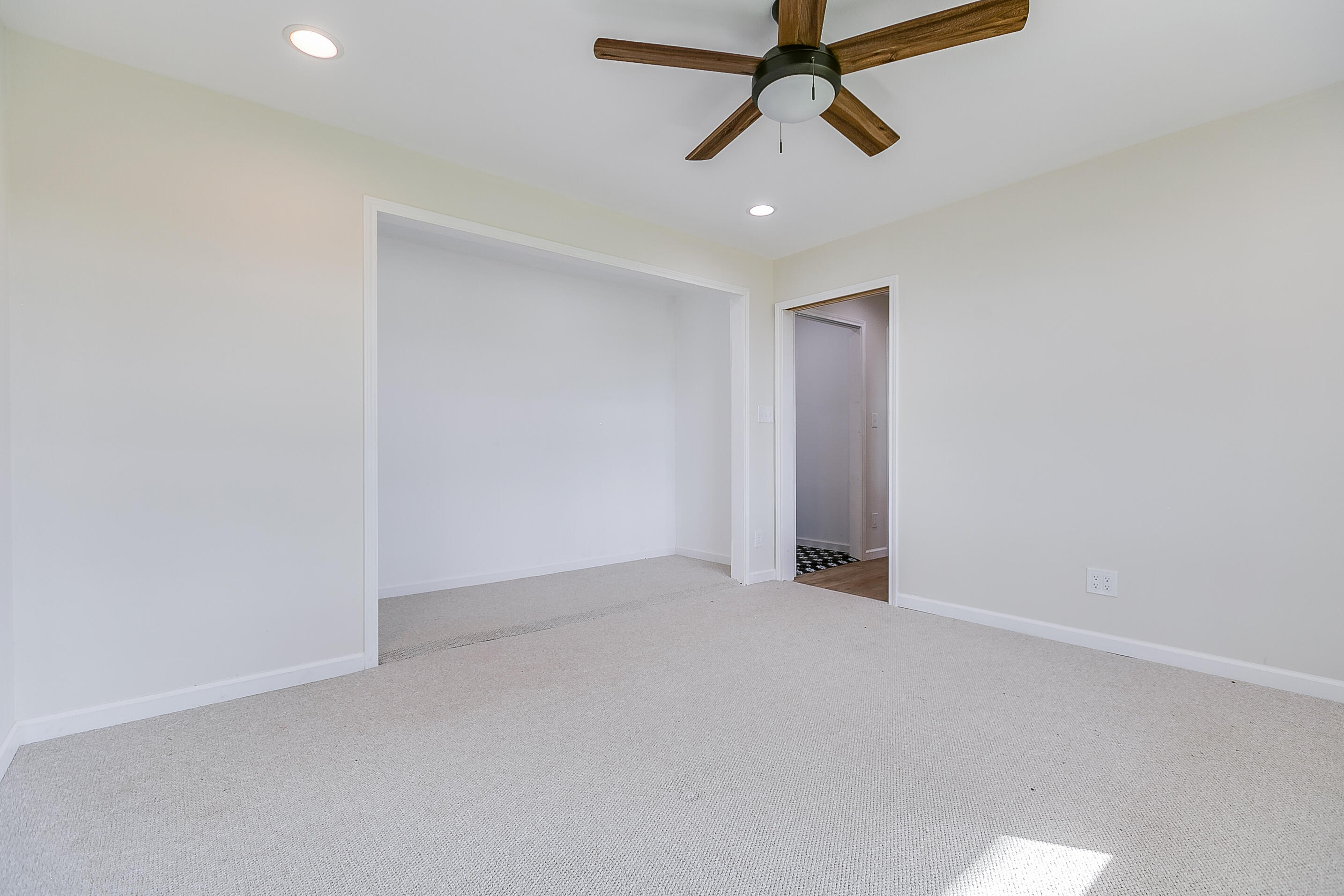 15555 Deer Valley Loop Property Photo 57