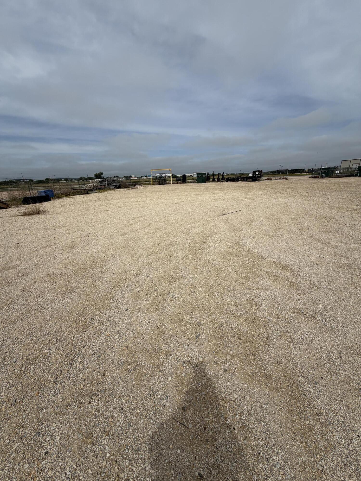 6656 Spindle Top Road Property Photo 13