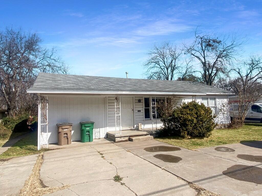 2688 W Avenue N Property Photo 1