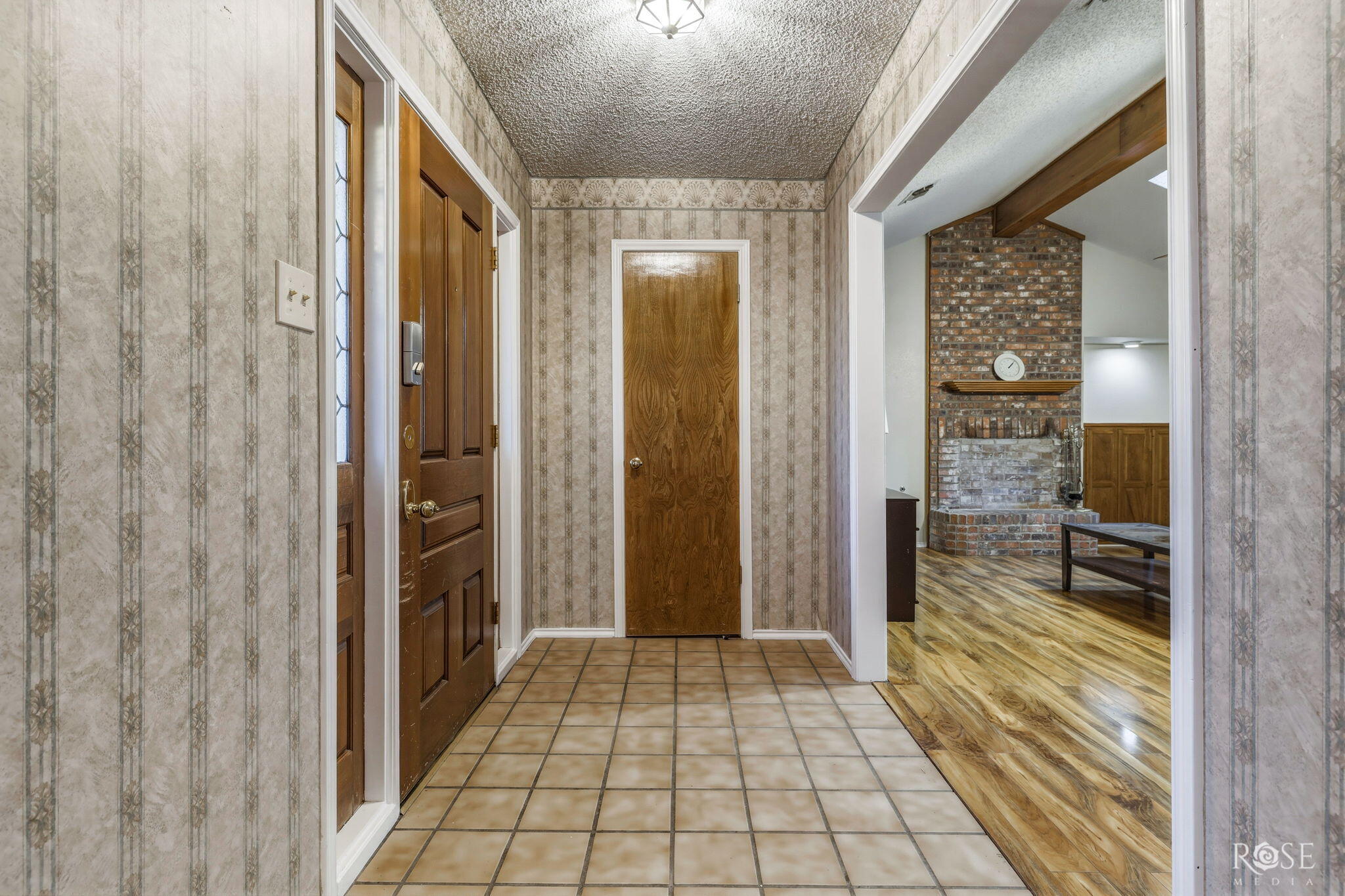 3538 Windmill Drive Property Photo 6