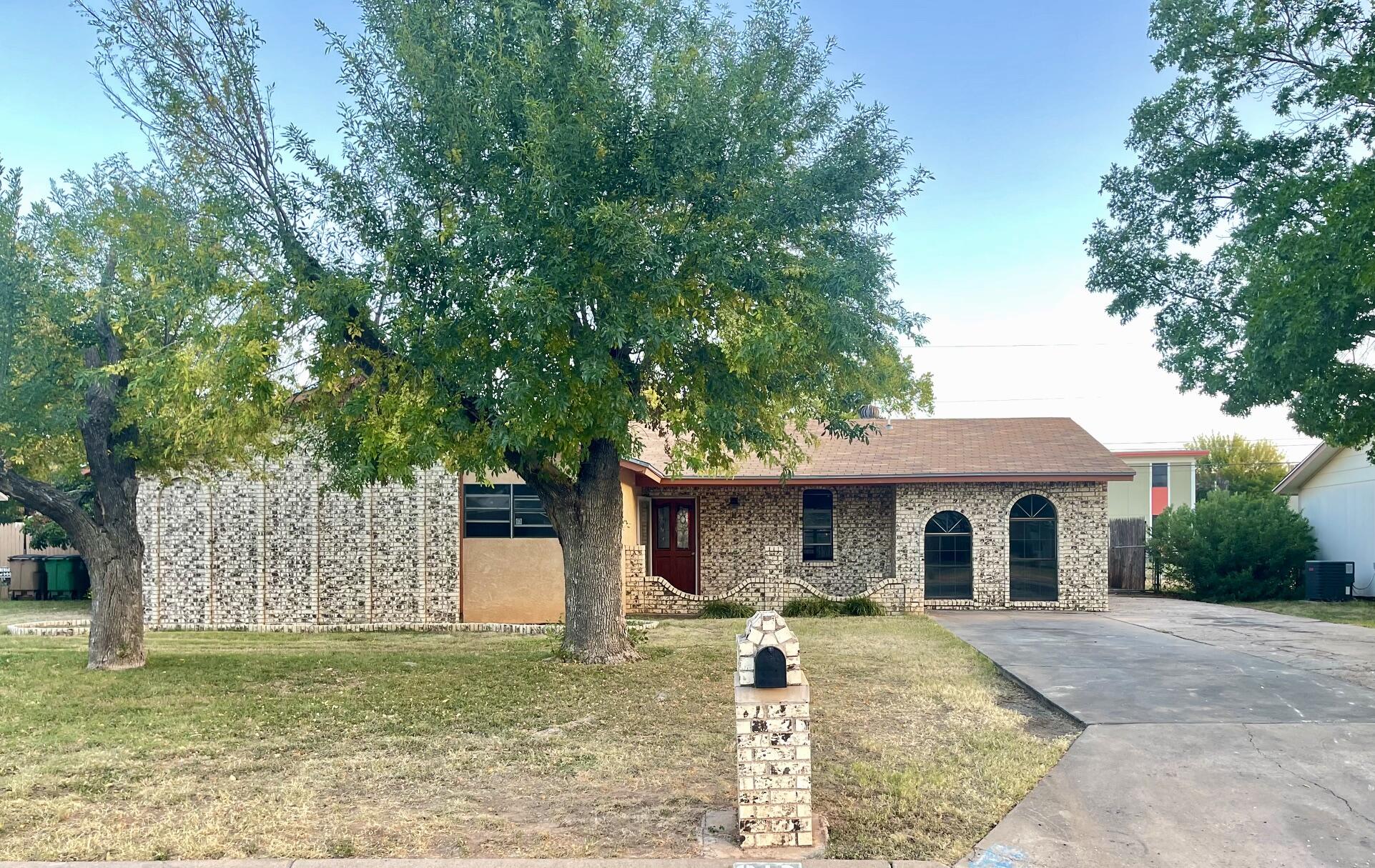 813 Stonewall Drive