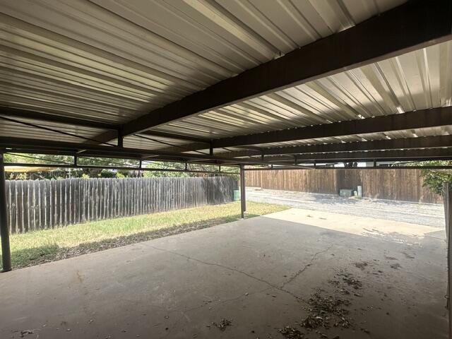 3302 Southland Boulevard Property Photo 23
