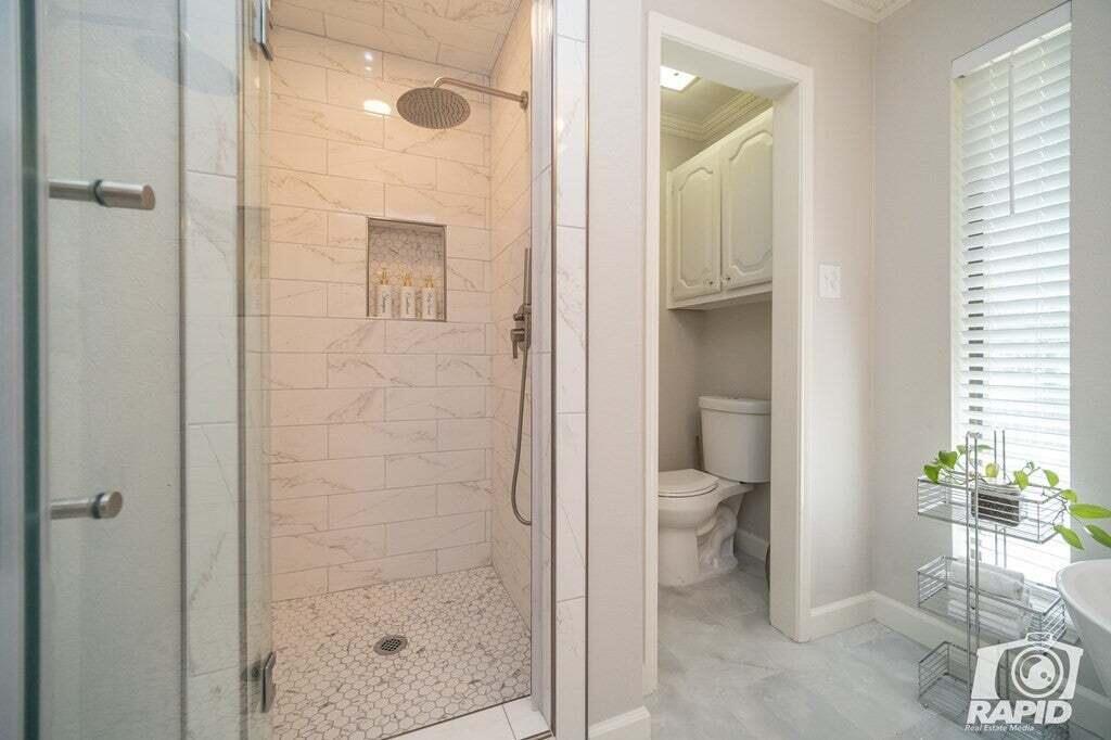 5218 Beverly Drive Property Photo 10