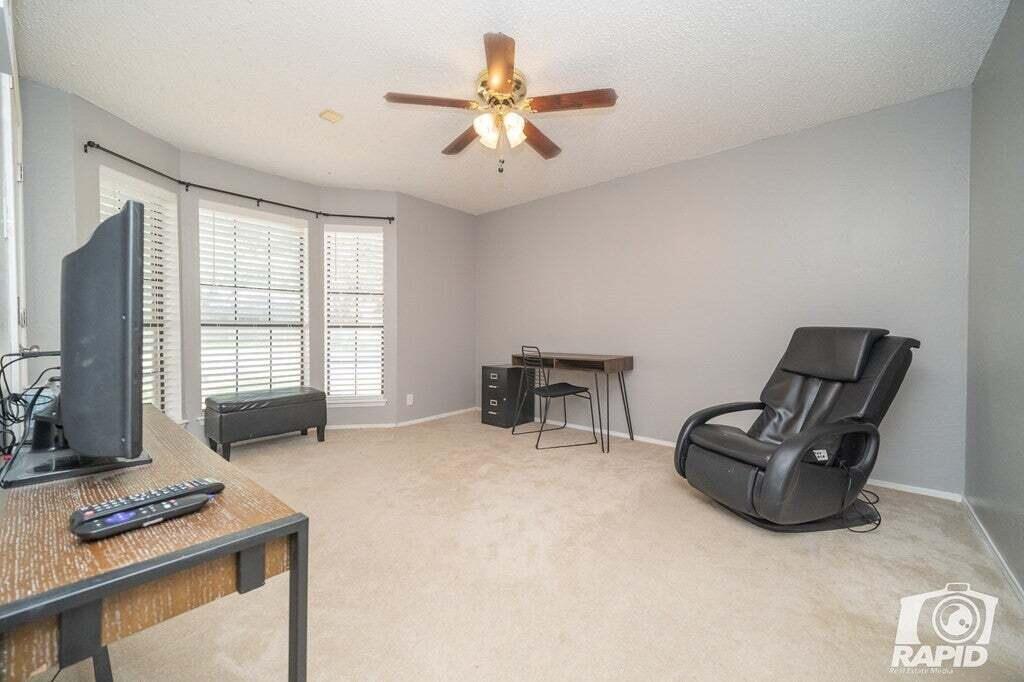 5218 Beverly Drive Property Photo 11