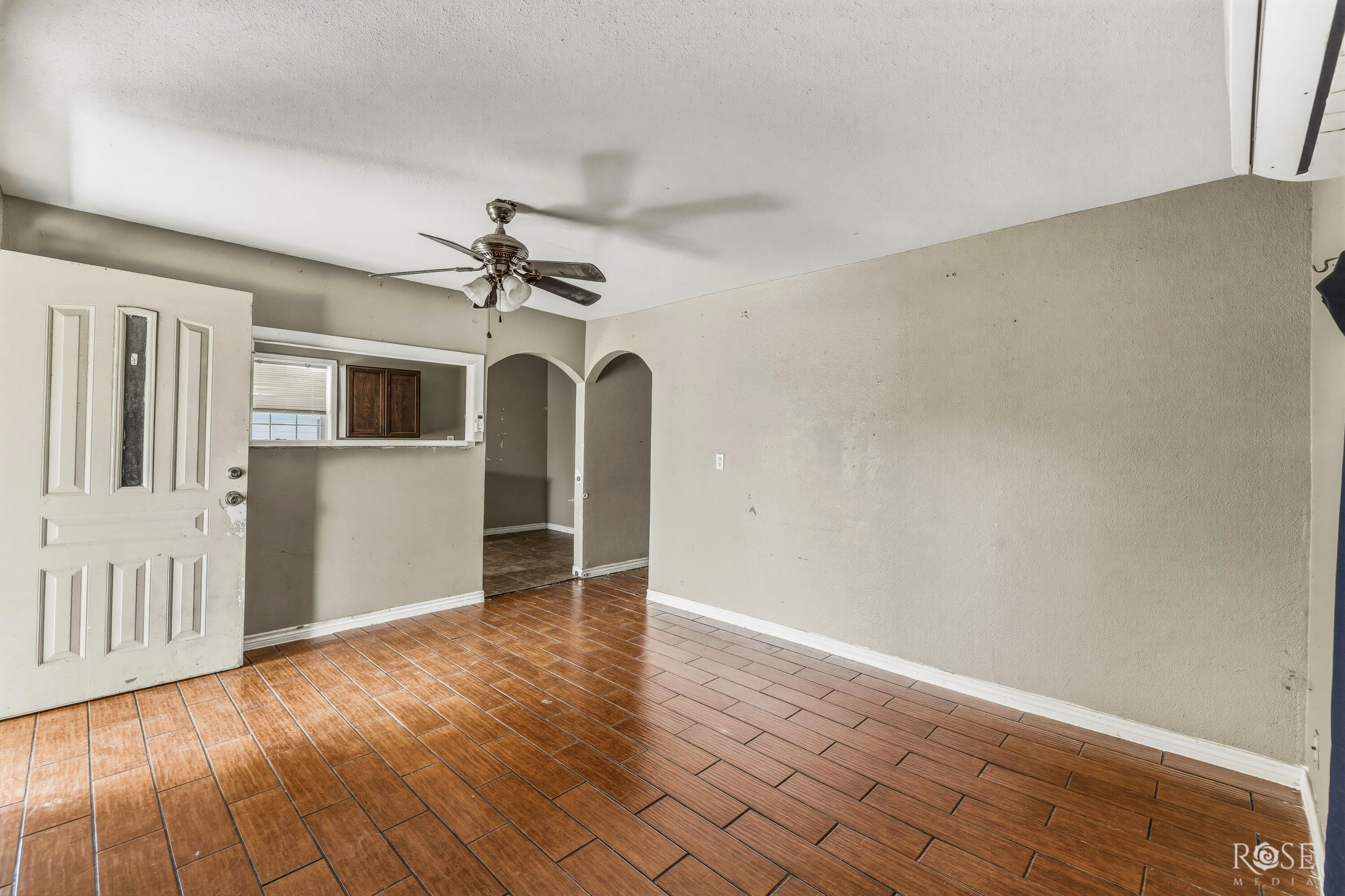 2518 Coleman Street Property Photo 3