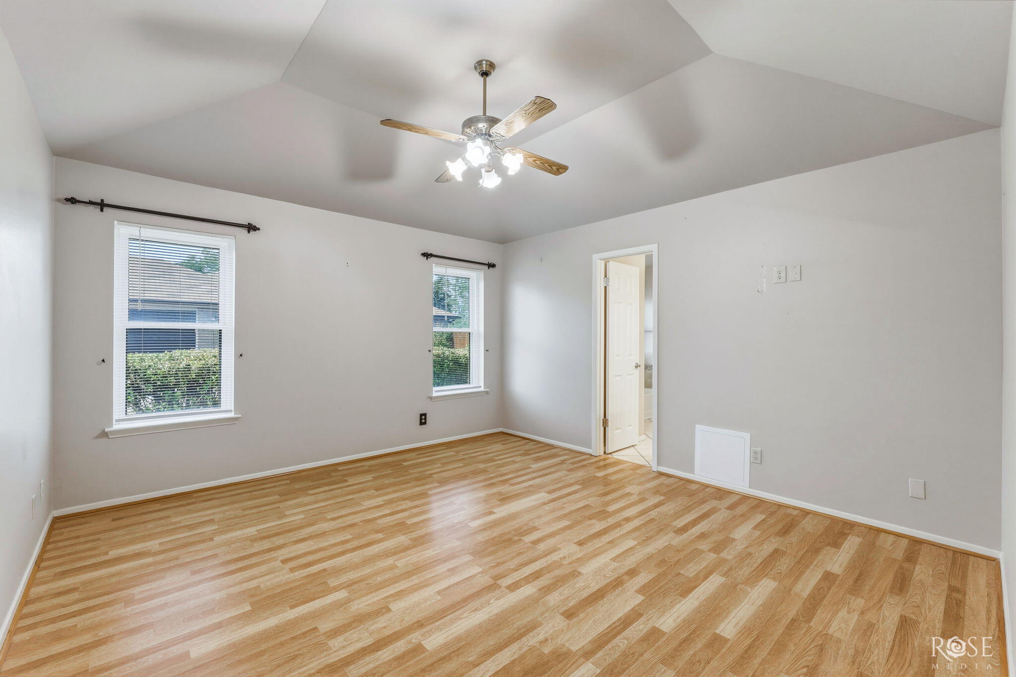 1101 Gregory Drive Property Photo 10