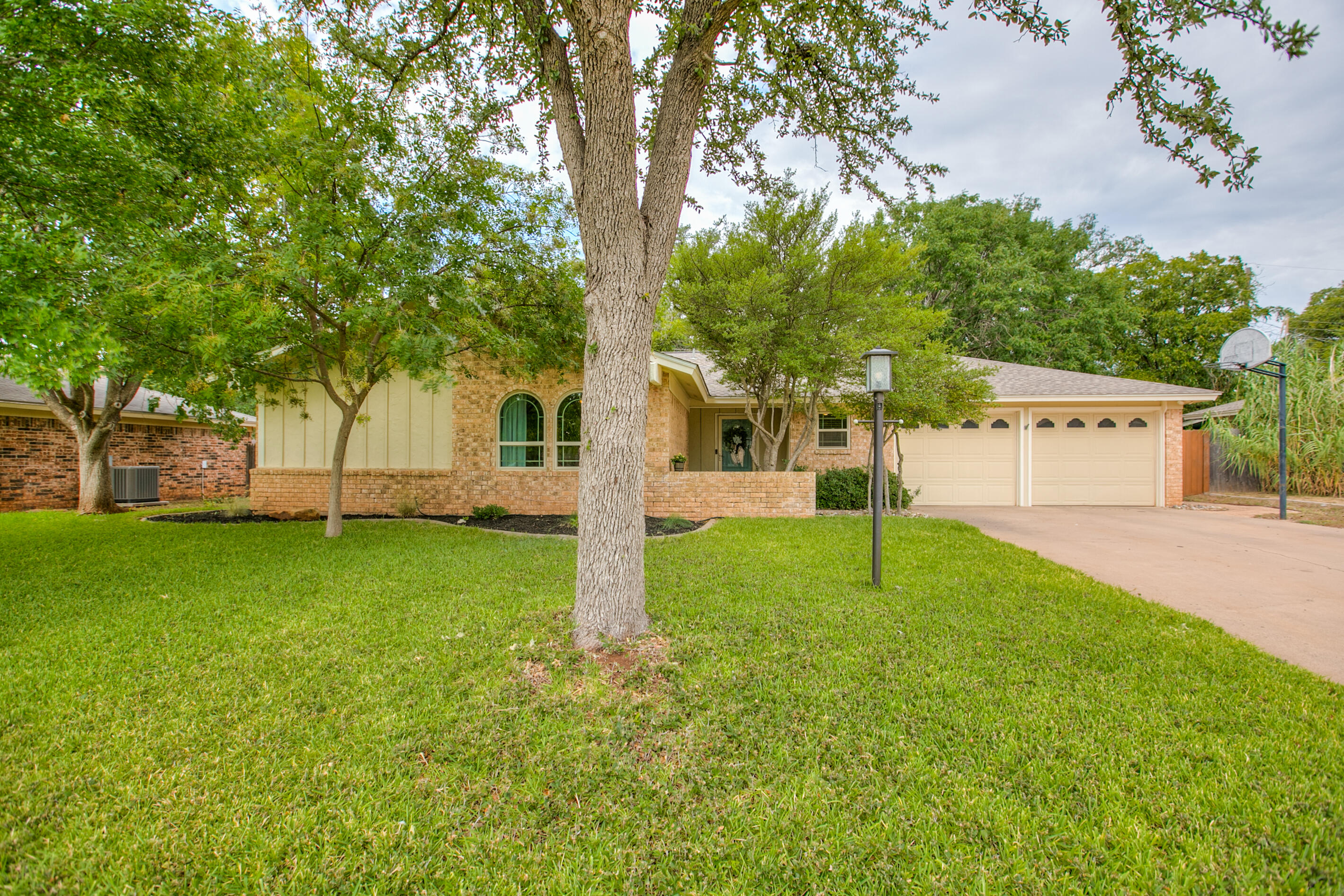 205 Glenna Drive Property Photo 10