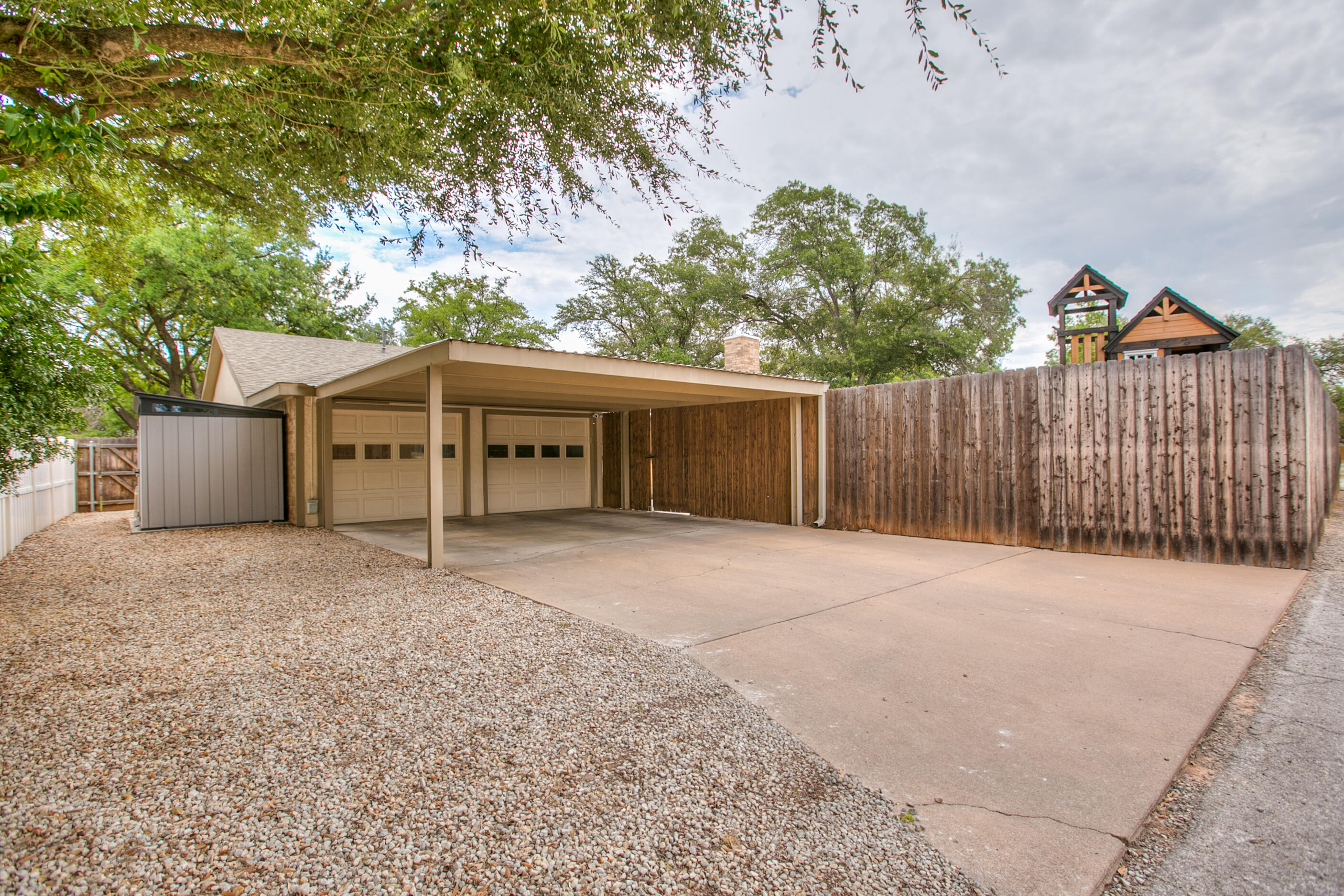 5209 Green Valley Trail Property Photo 37