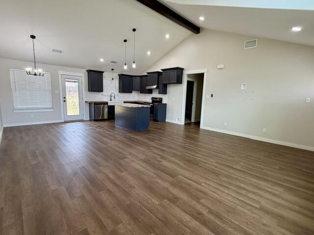 2914 Ricks Drive Property Photo 2