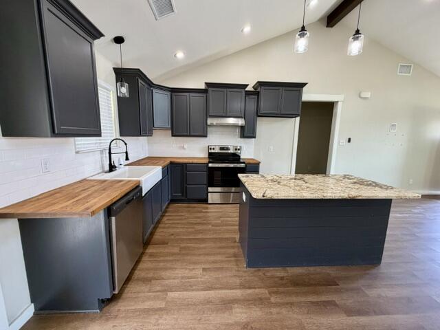 2914 Ricks Drive Property Photo 3