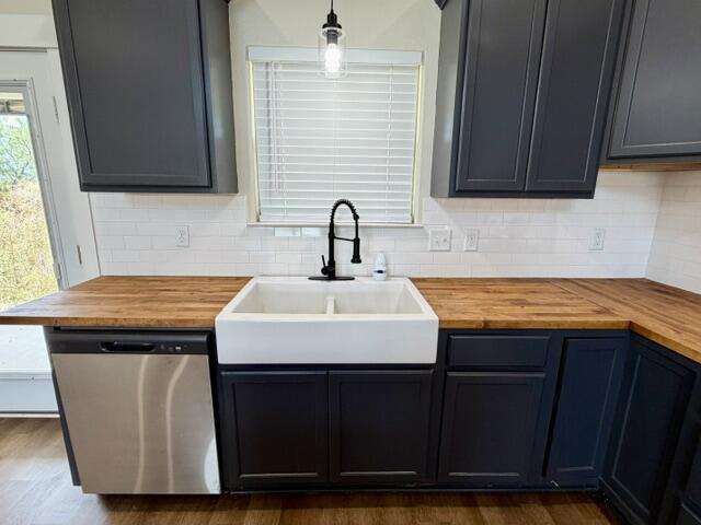 2914 Ricks Drive Property Photo 4