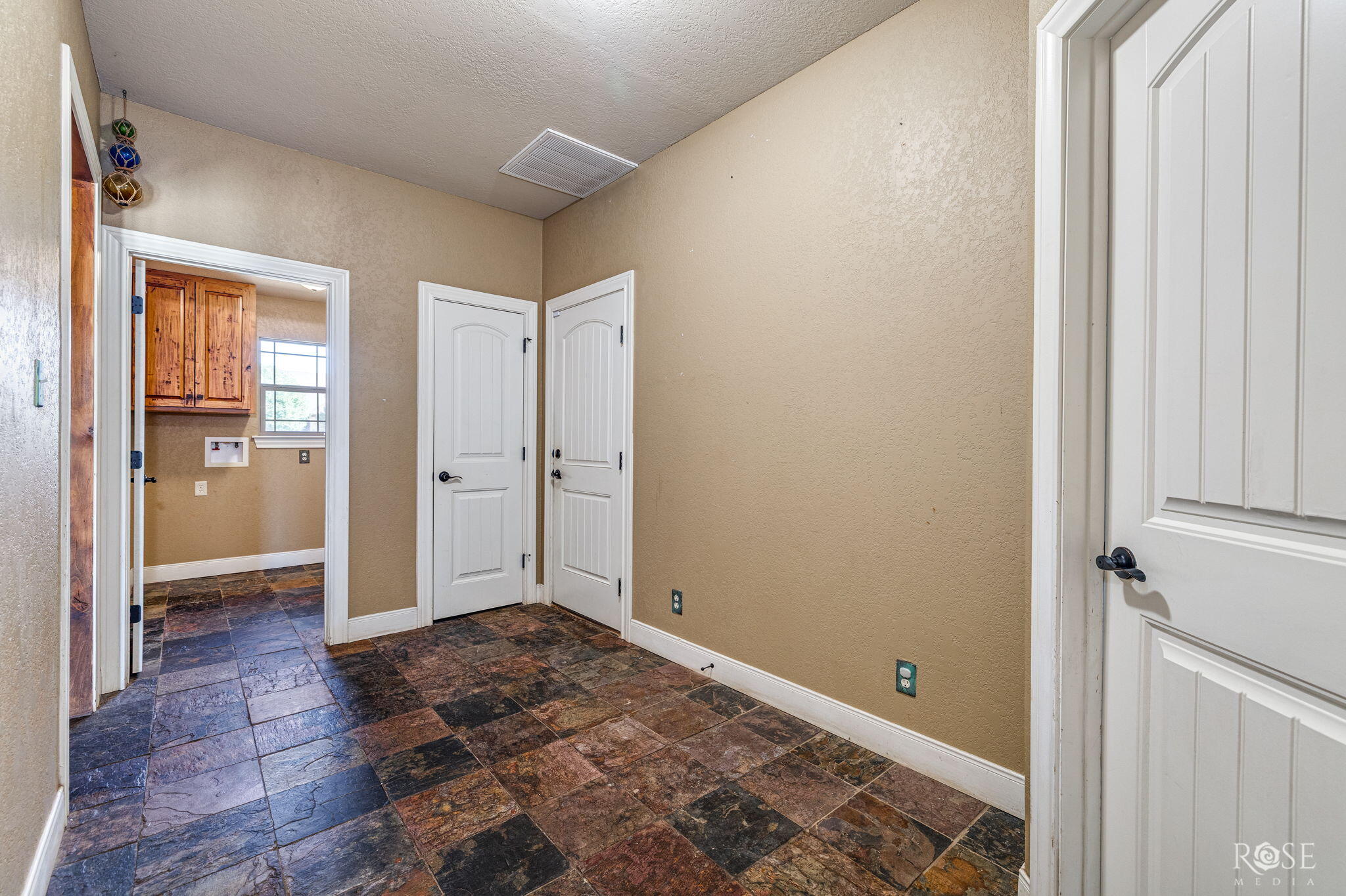 3415 Buck Run Property Photo 19