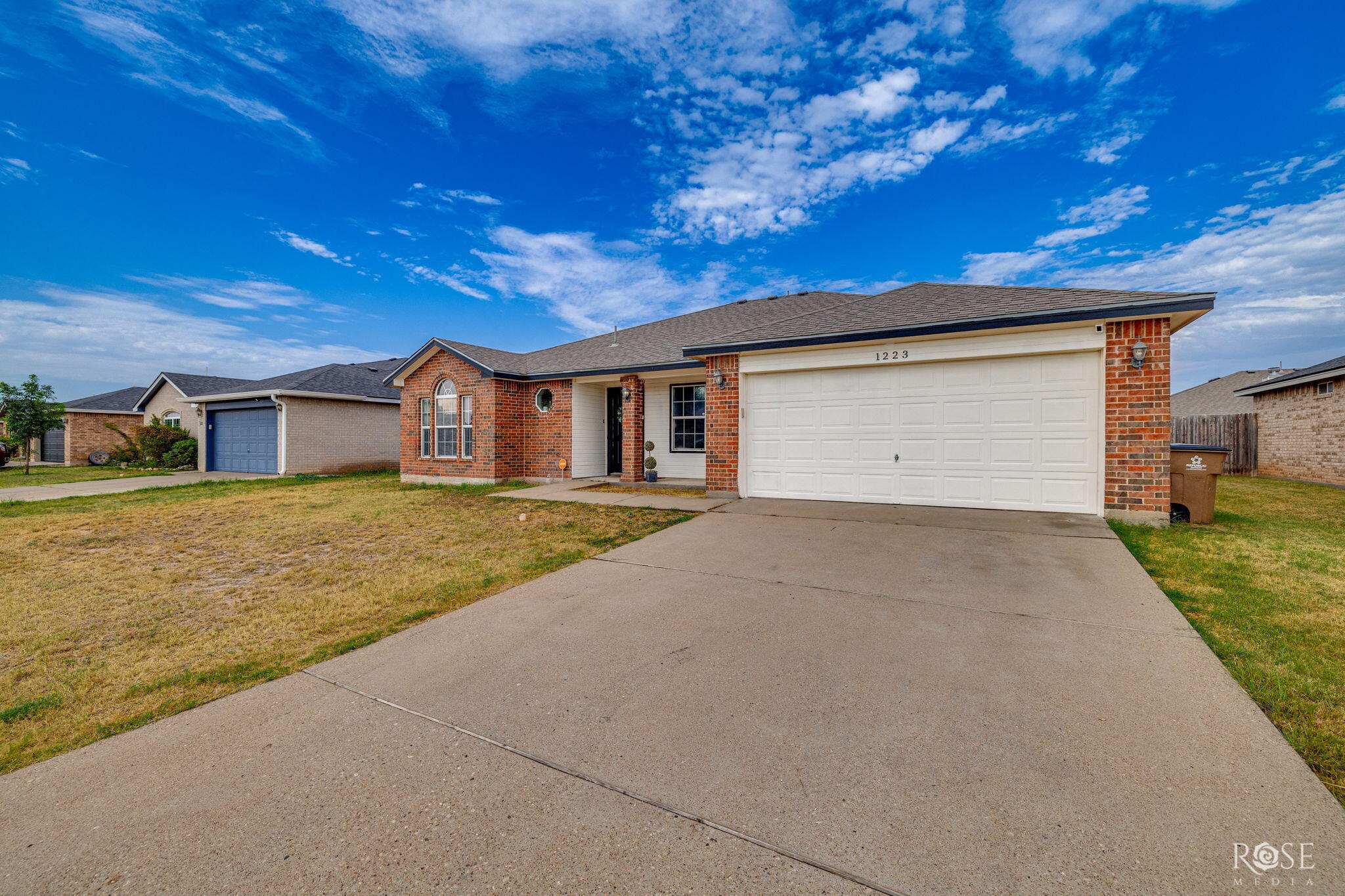 1223 Wallace Lane Property Photo 3