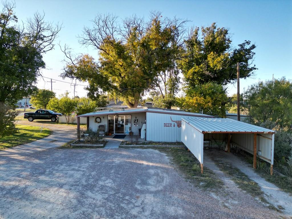 111 S Hickory Street Property Photo 1
