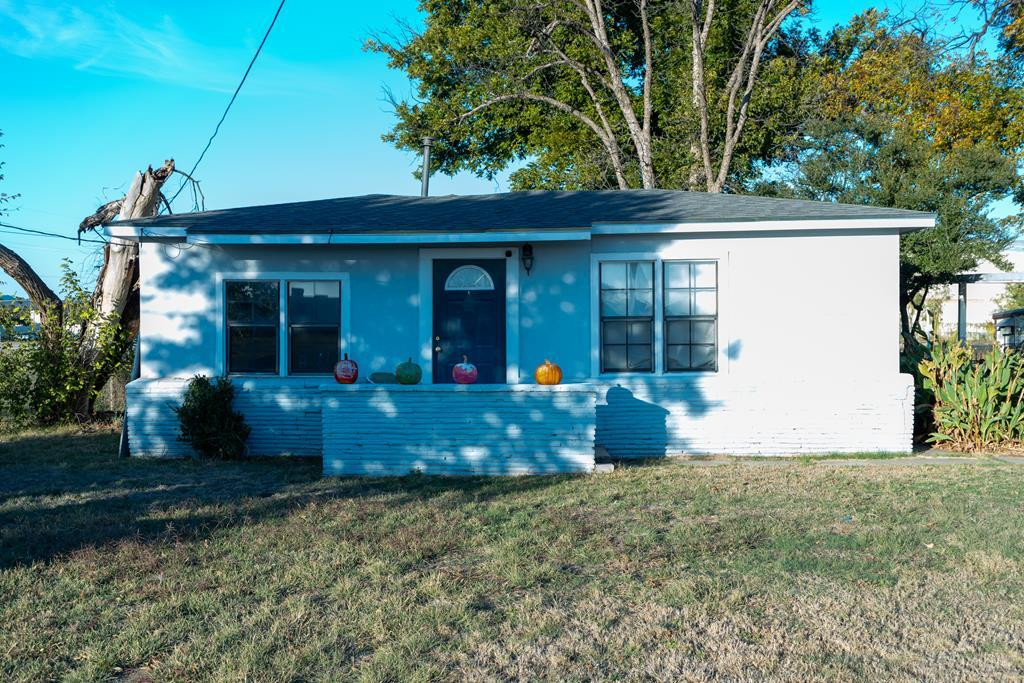 111 S Hickory Street Property Photo 2