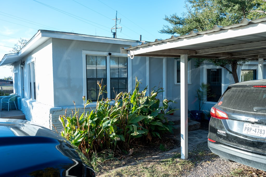 111 S Hickory Street Property Photo 12