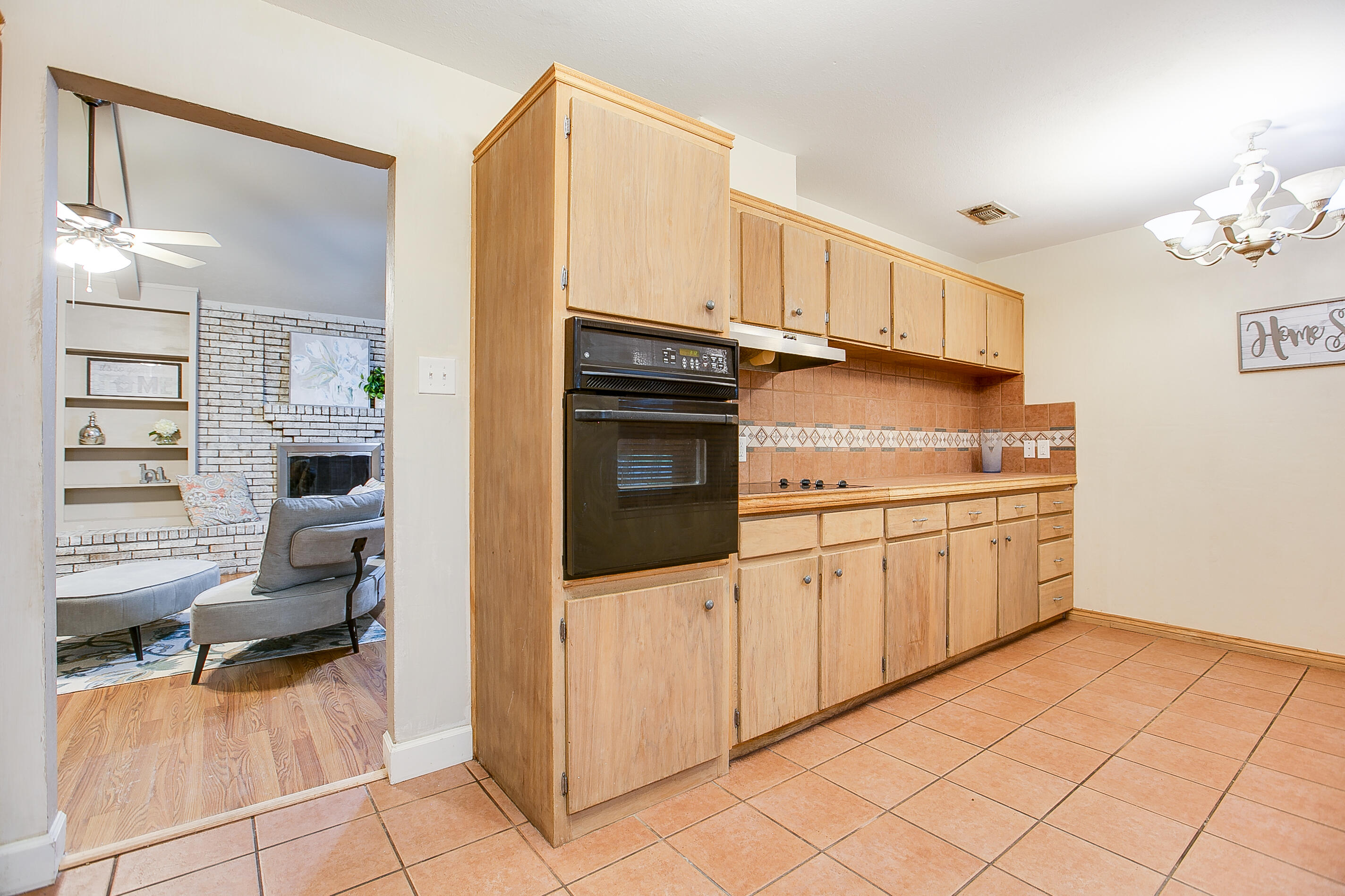 3313 Chatterton Drive Property Photo 15