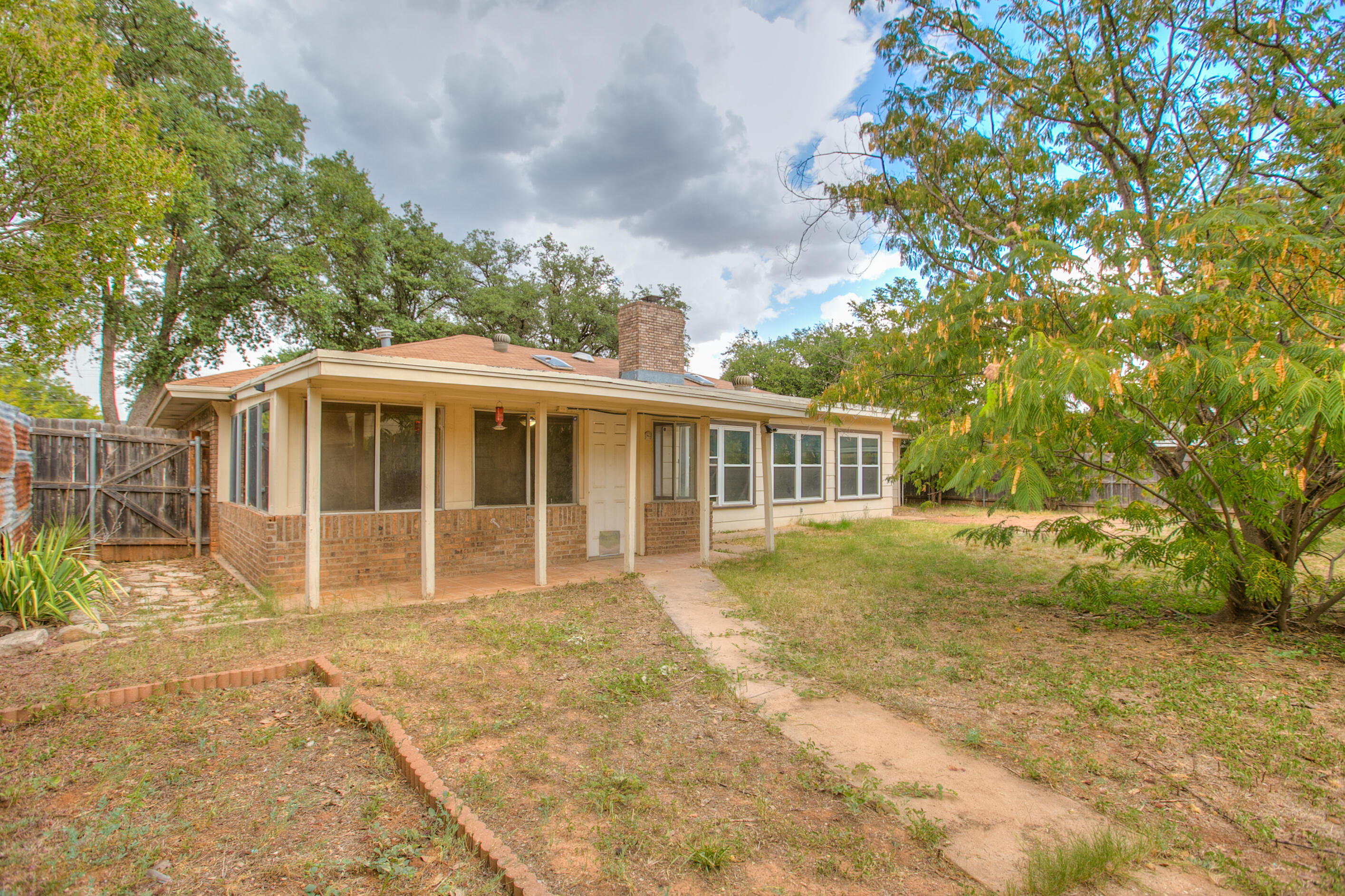 3313 Chatterton Drive Property Photo 35