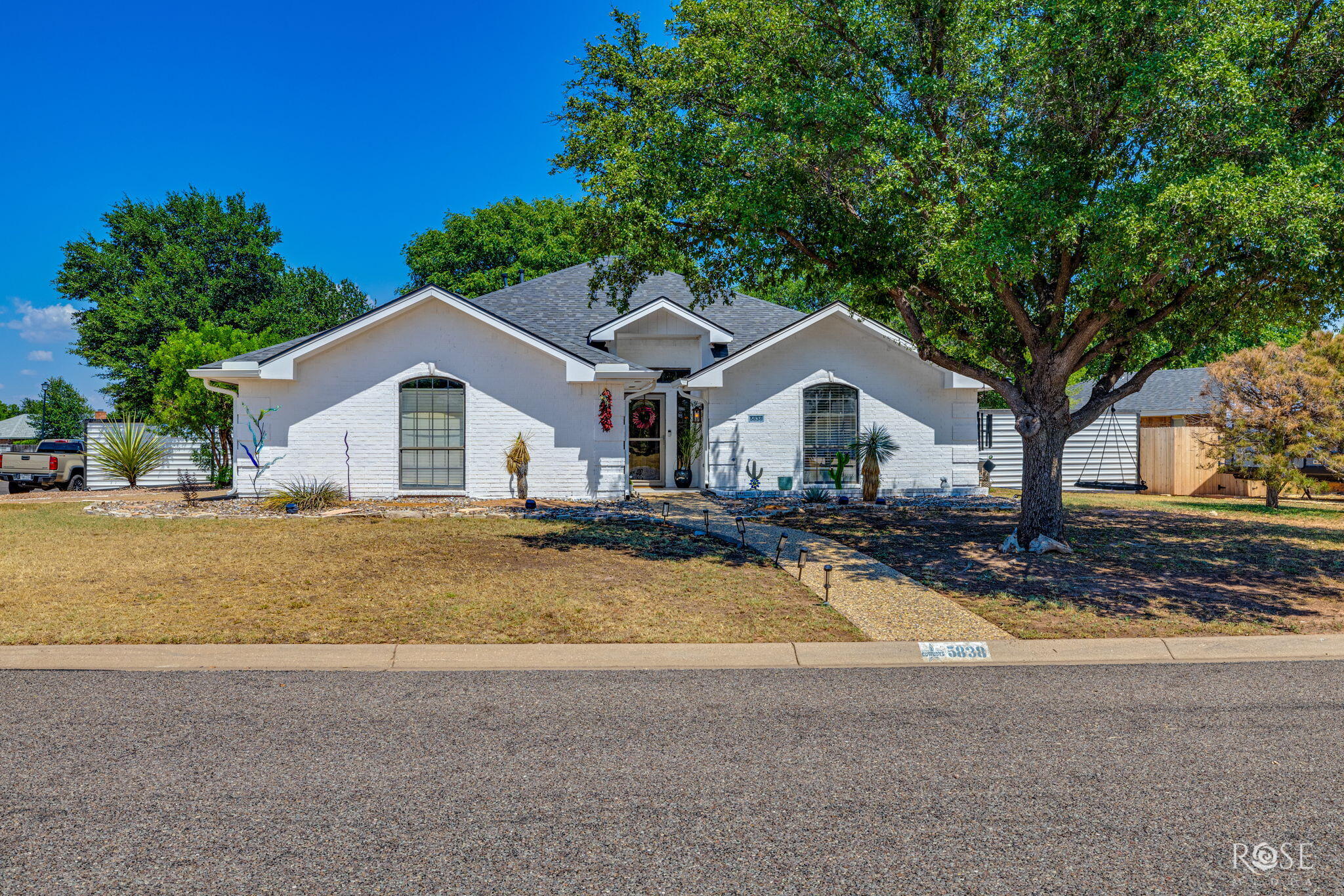 5838 Manchester Lane Property Photo 1
