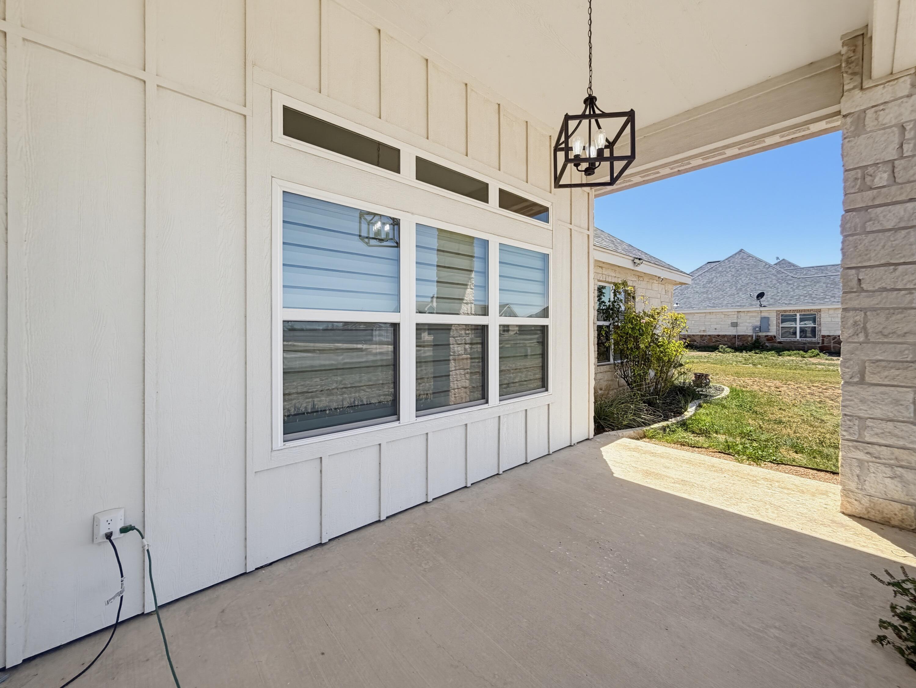 5429 Grey Wolf Lane Property Photo 4