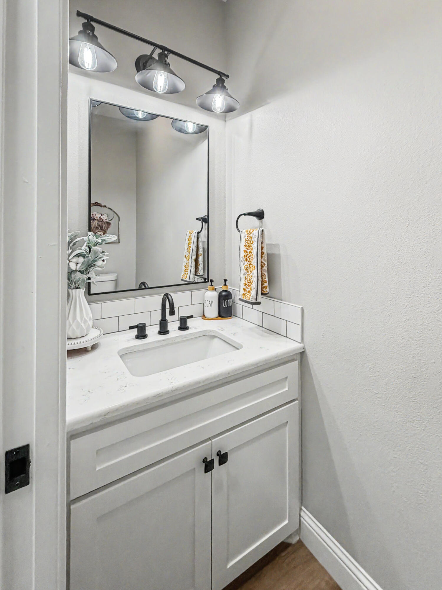 5429 Grey Wolf Lane Property Photo 18