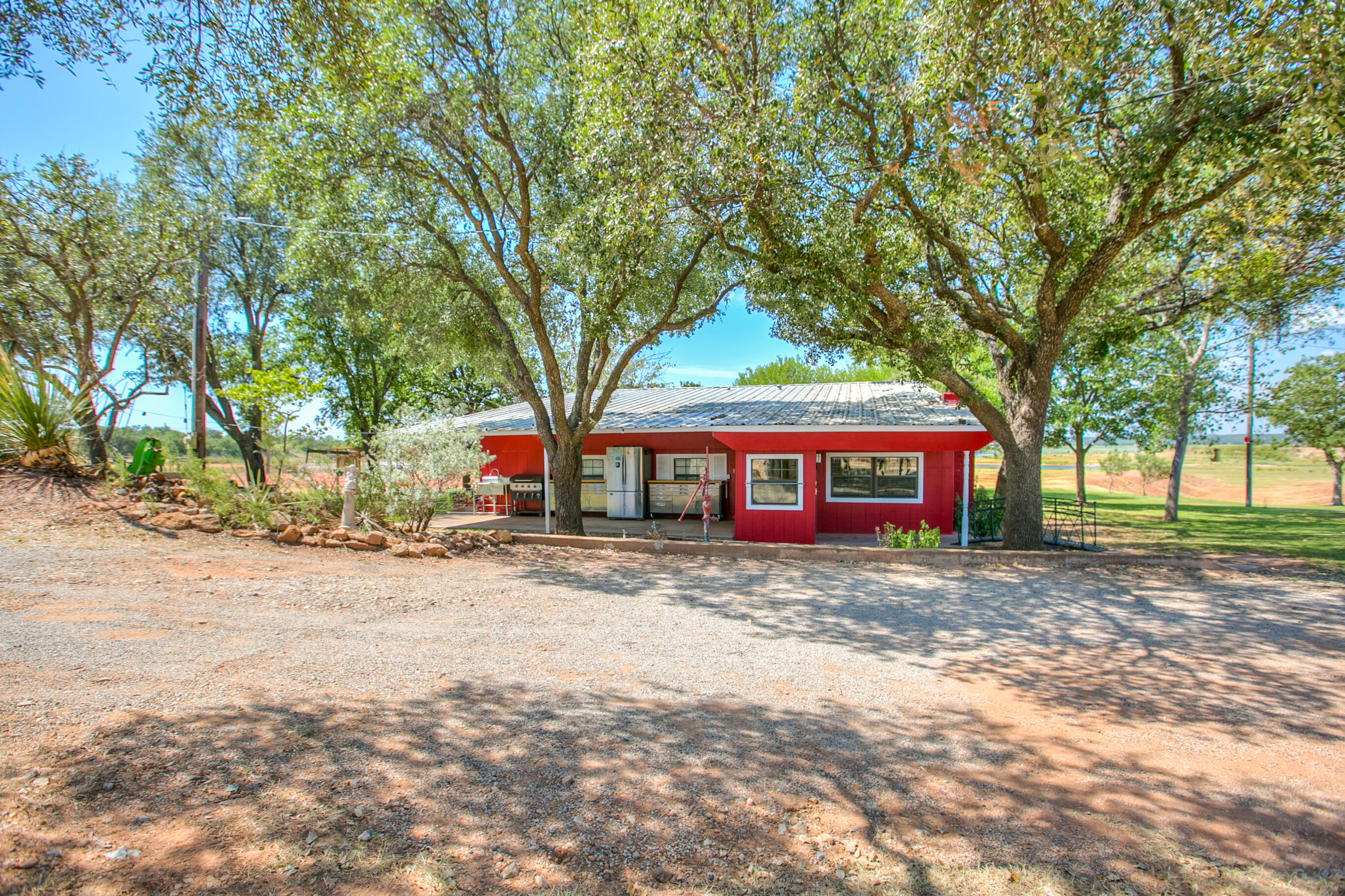 836 Lake Dam Road Property Photo 2