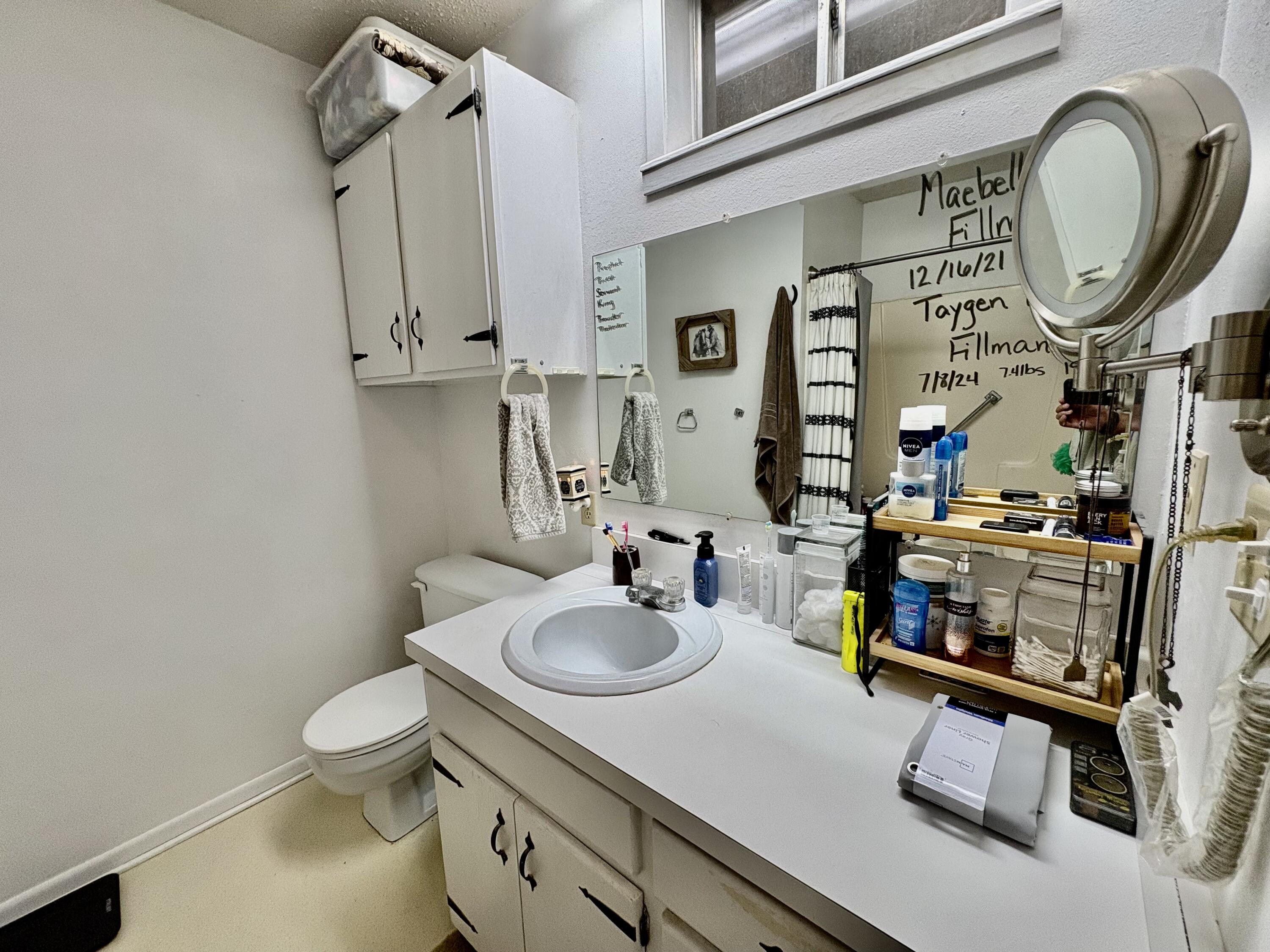 1205 W 12th Street Property Photo 17