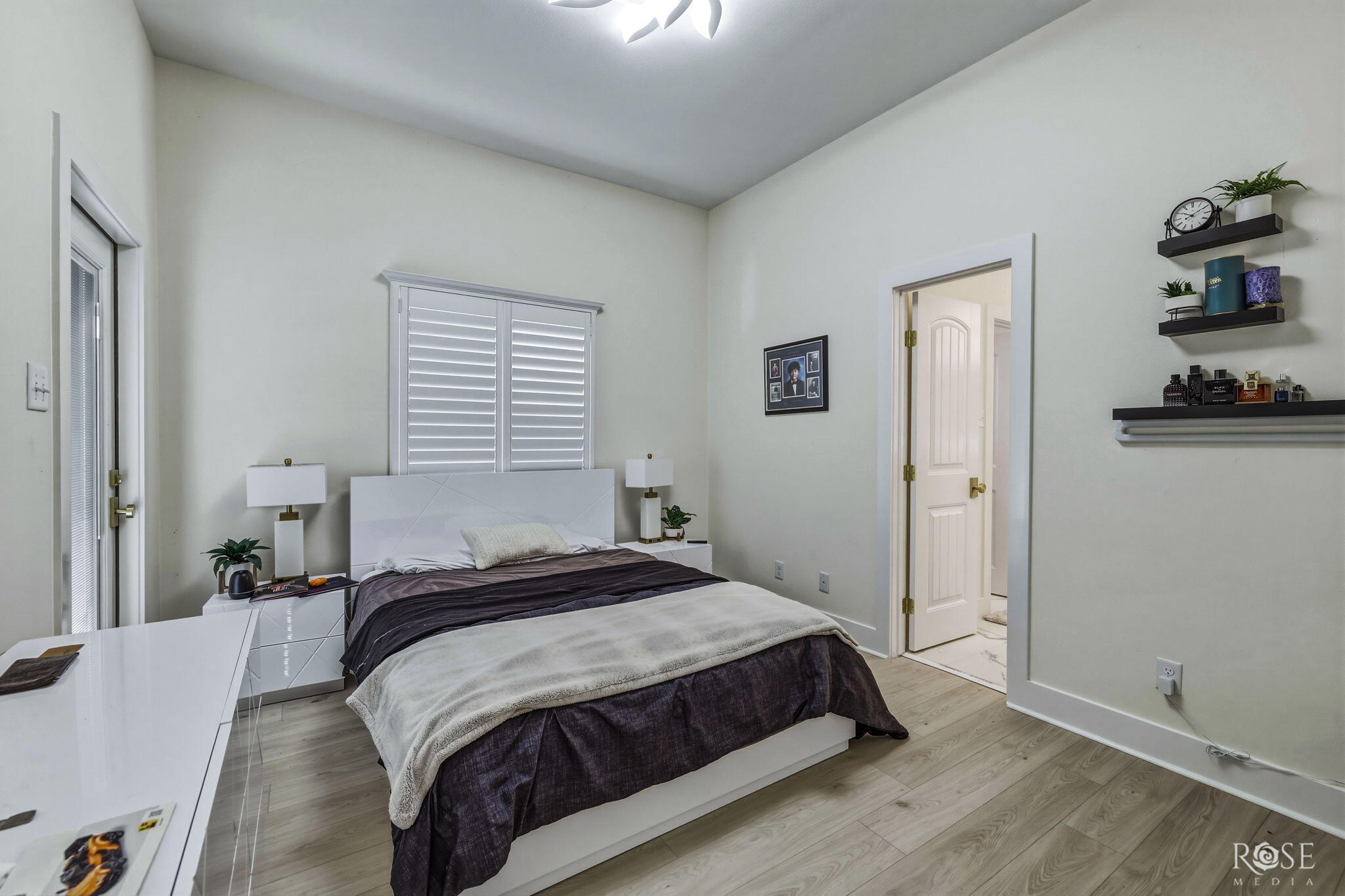 905 Ashford Drive Property Photo 21