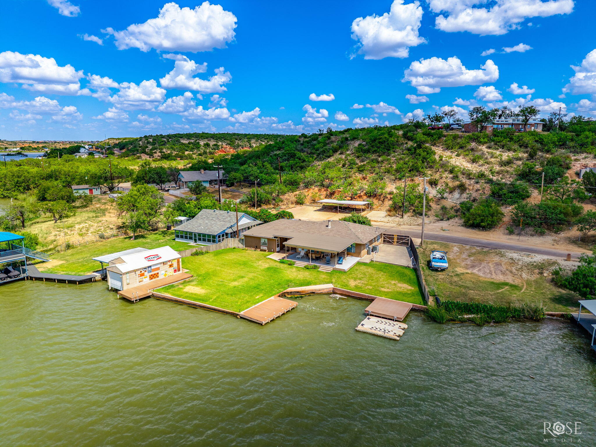 2181 Gun Club Road Property Photo 1