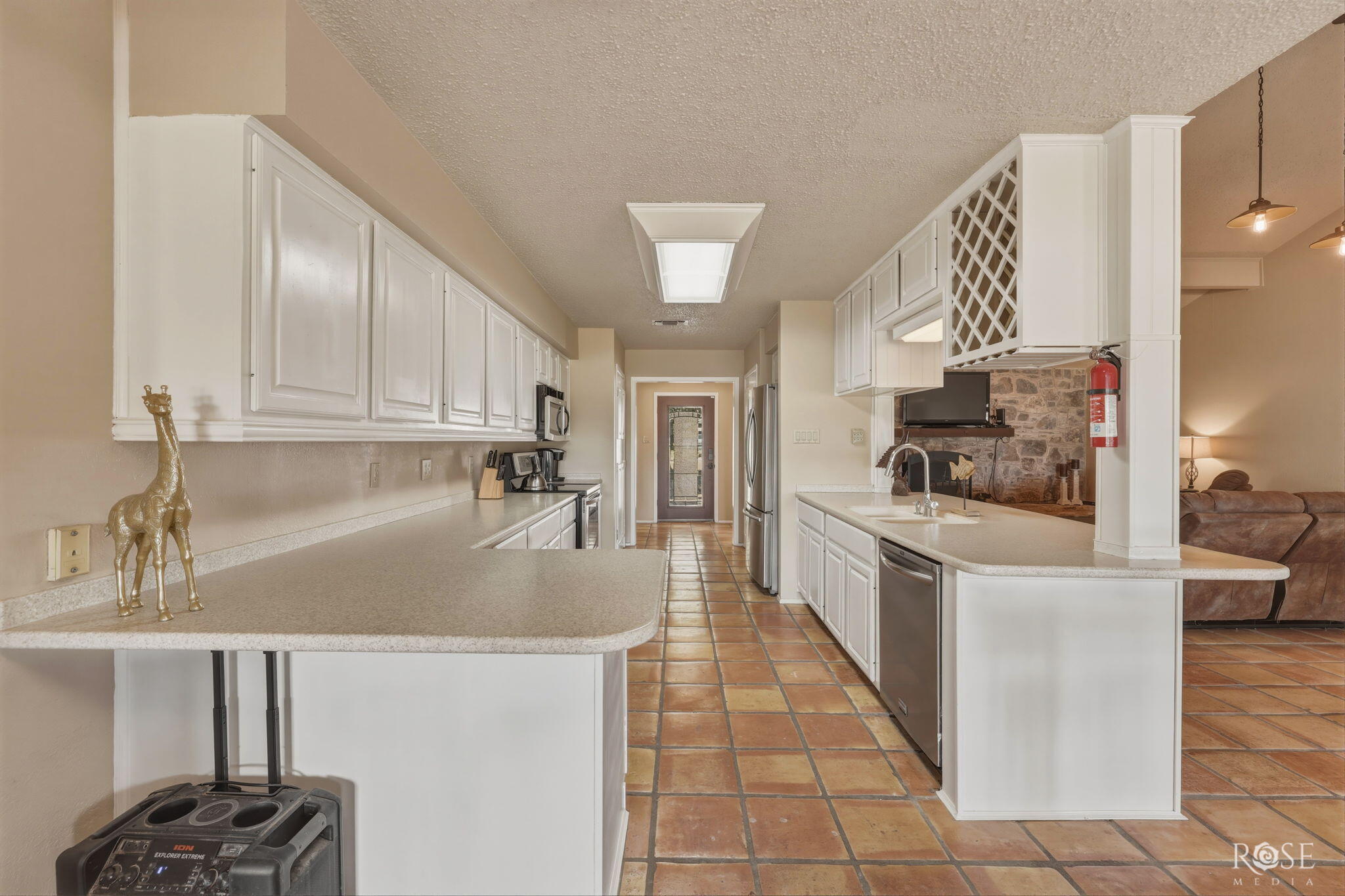 2630 Kings Road Property Photo 11