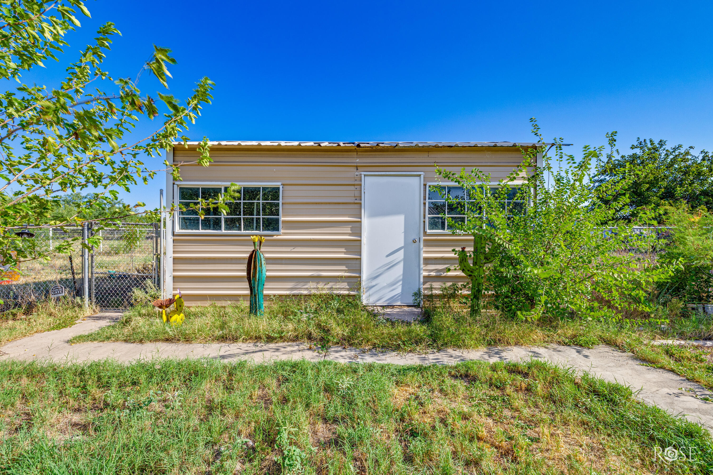 52 E 37th Street Property Photo 35
