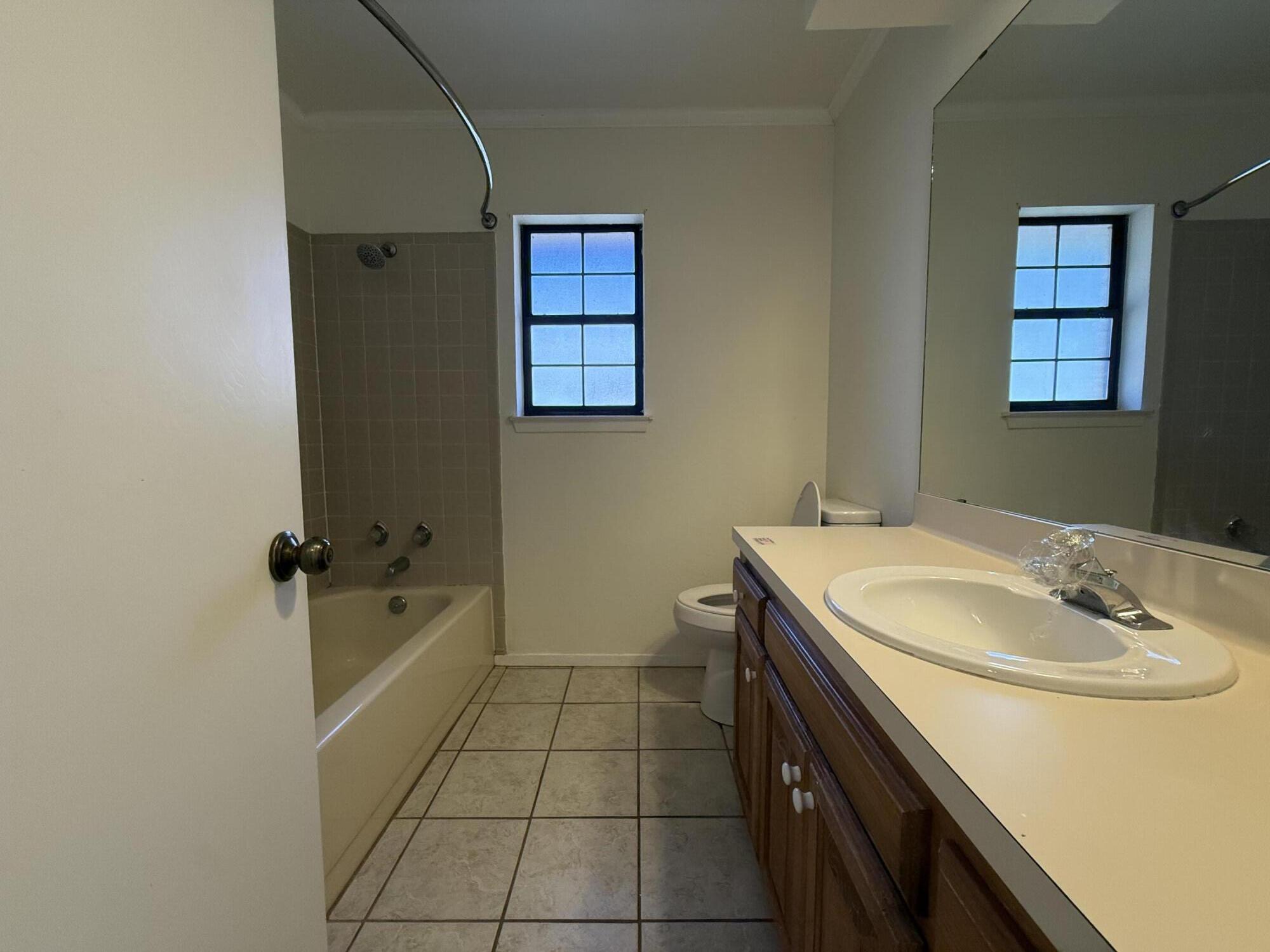 1622 Idaho Avenue Property Photo 13