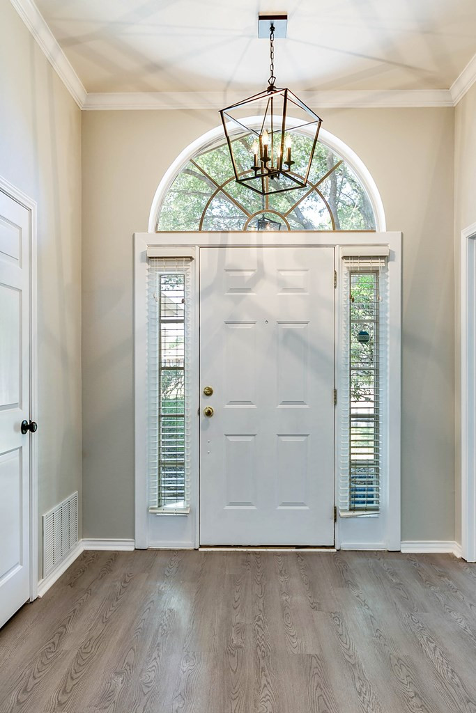 2058 Putter Drive Property Photo 4