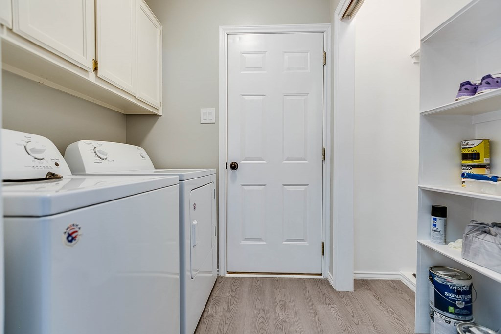 2058 Putter Drive Property Photo 9