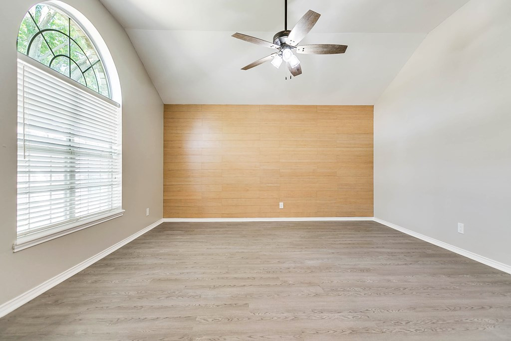 2058 Putter Drive Property Photo 10