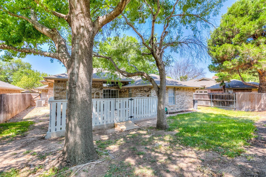 2058 Putter Drive Property Photo 20