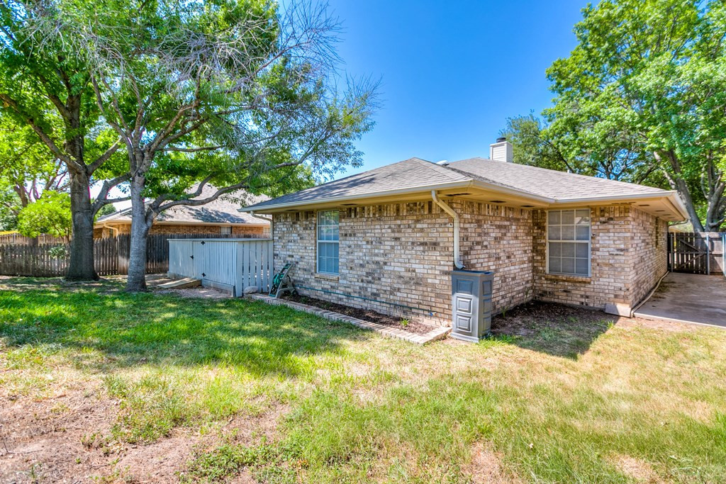 2058 Putter Drive Property Photo 21