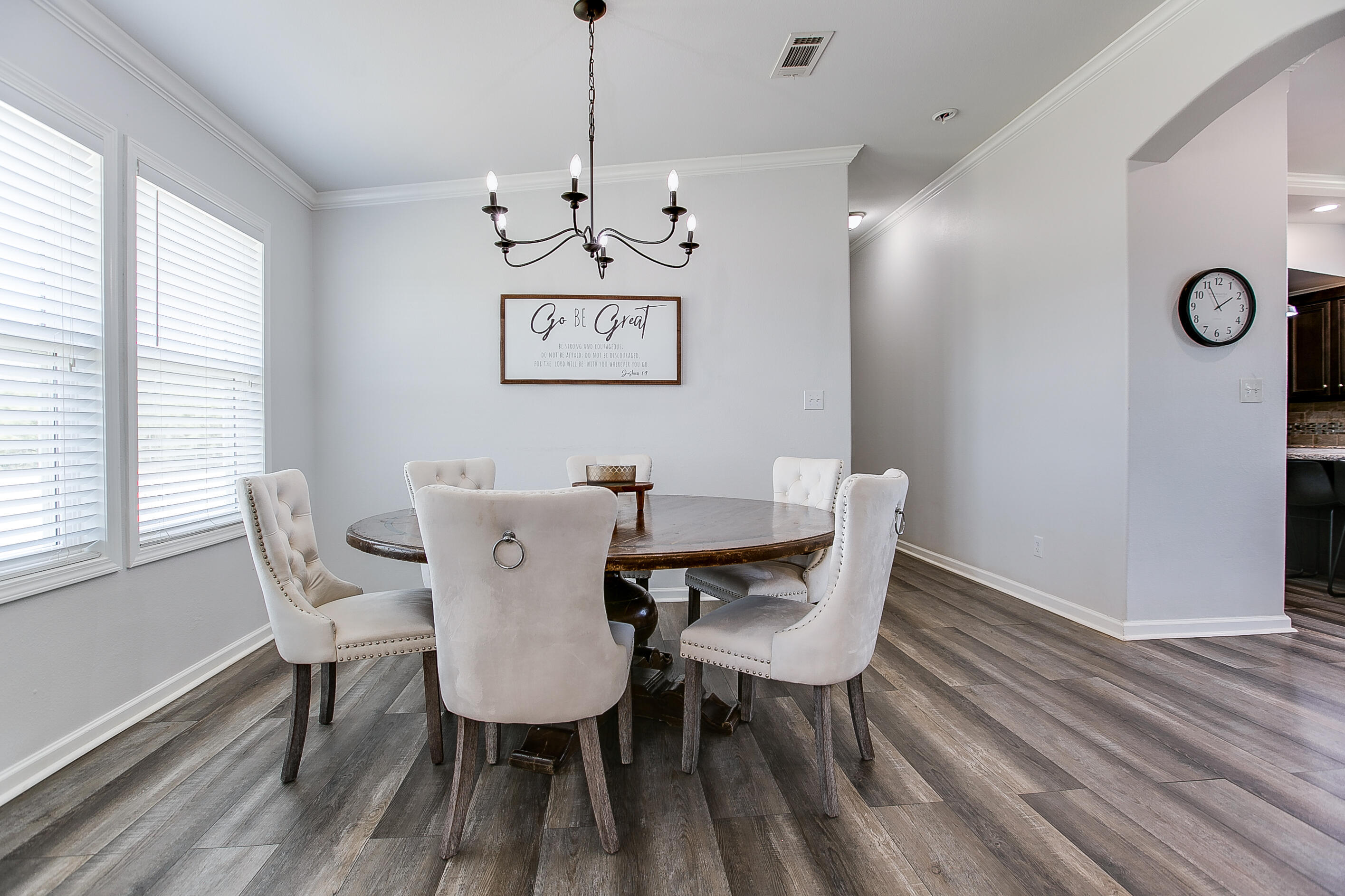 281 2884 Property Photo 6