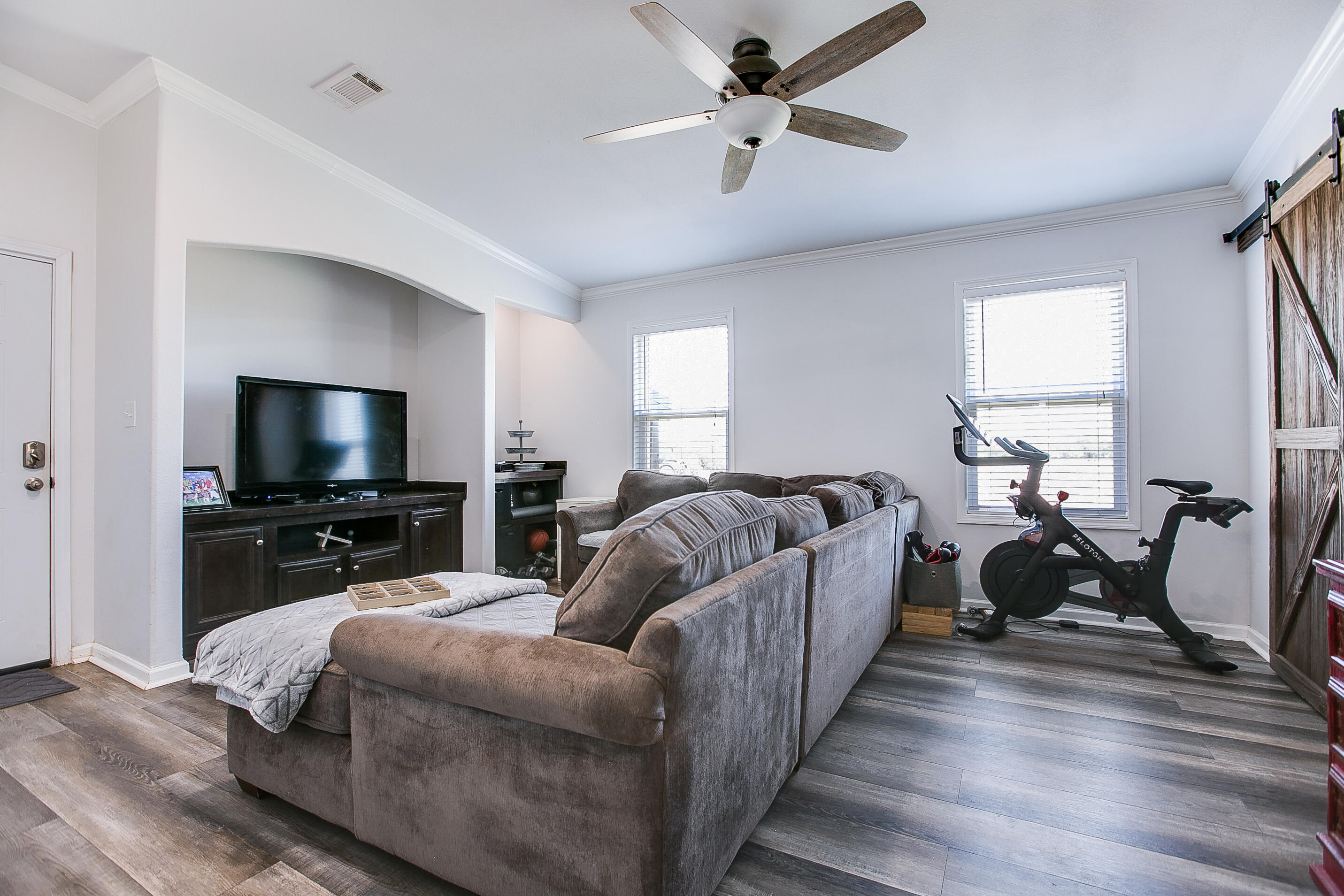 281 2884 Property Photo 23