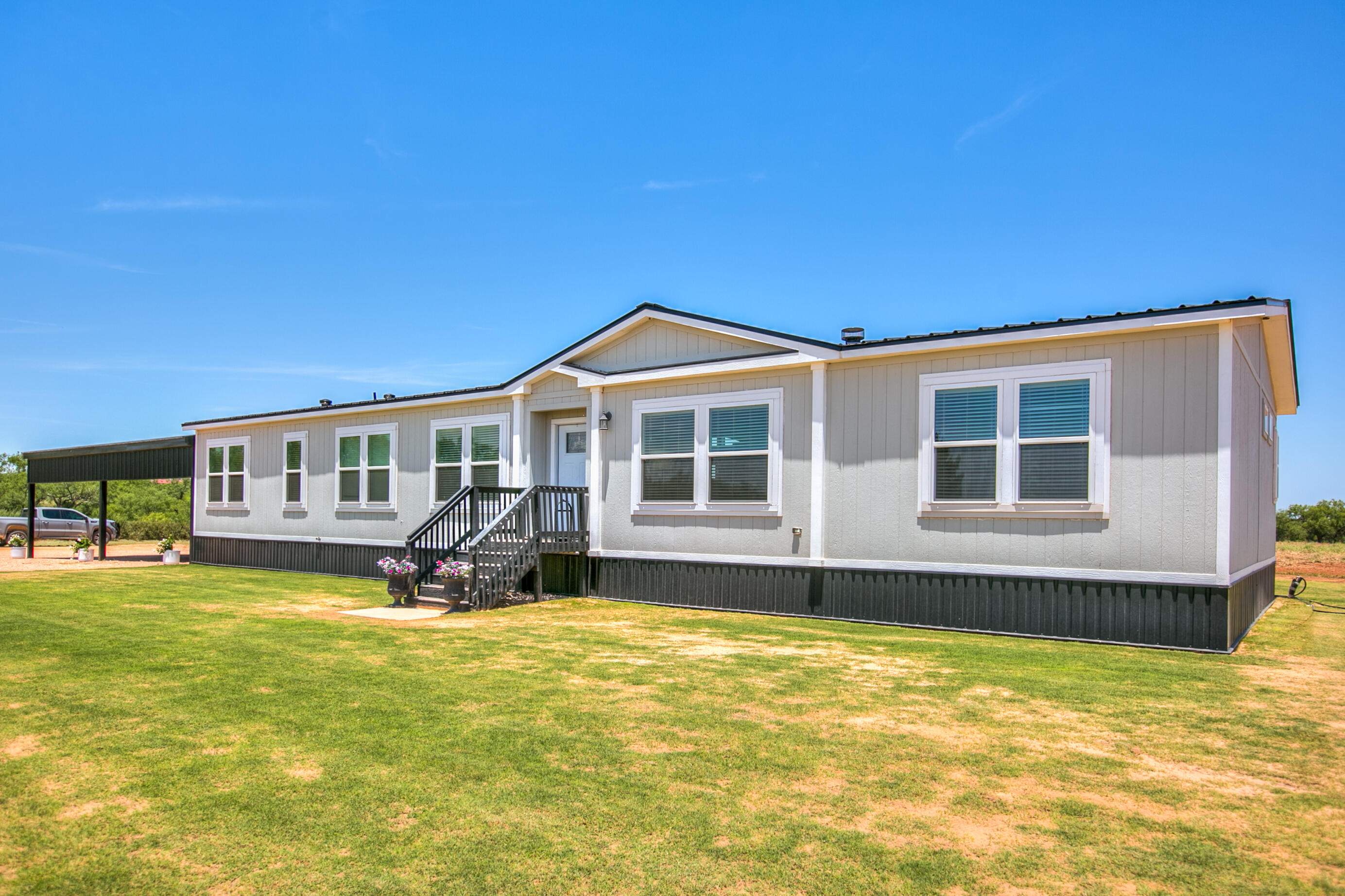 281 2884 Property Photo 48