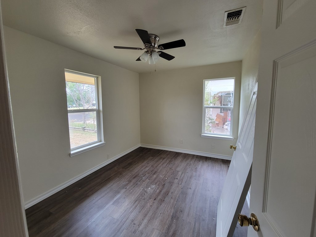 1111 Woodruff Street Property Photo 3
