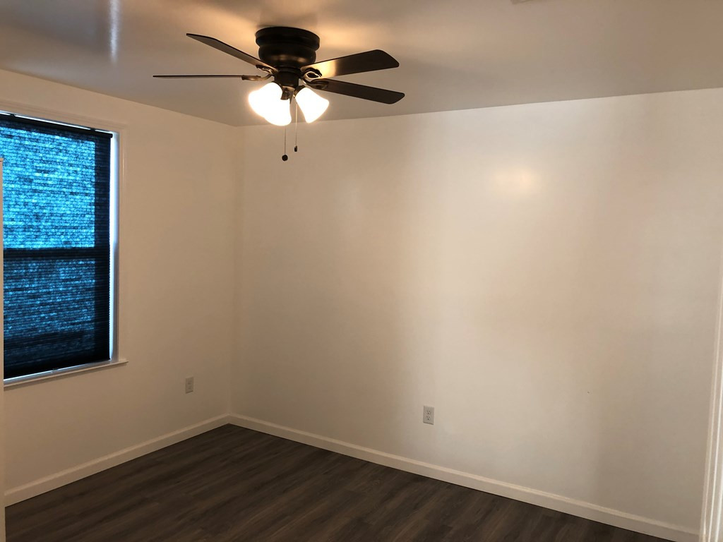 109 Belaire Avenue Property Photo 14