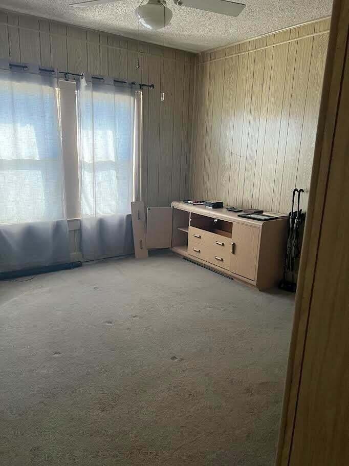 2502 North Street Property Photo 9